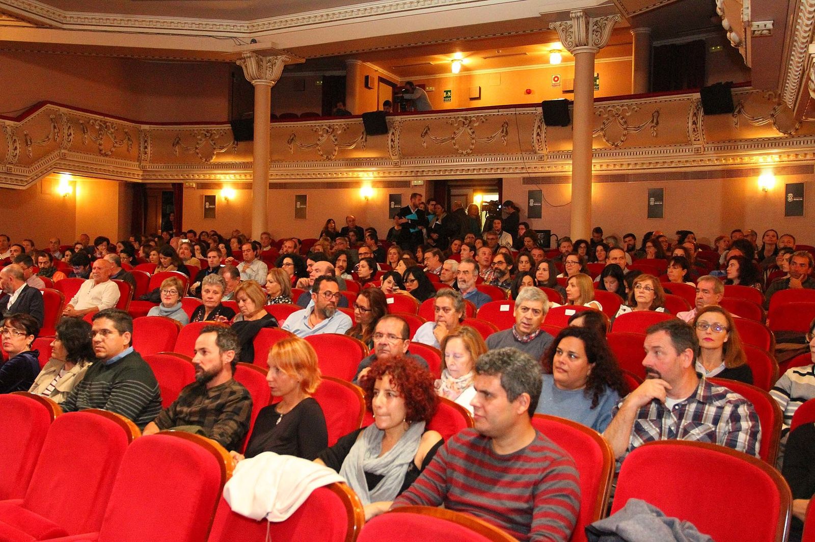 Imágenes de la entrega del premio Ciudad de Huelva a Darío Grandinetti.