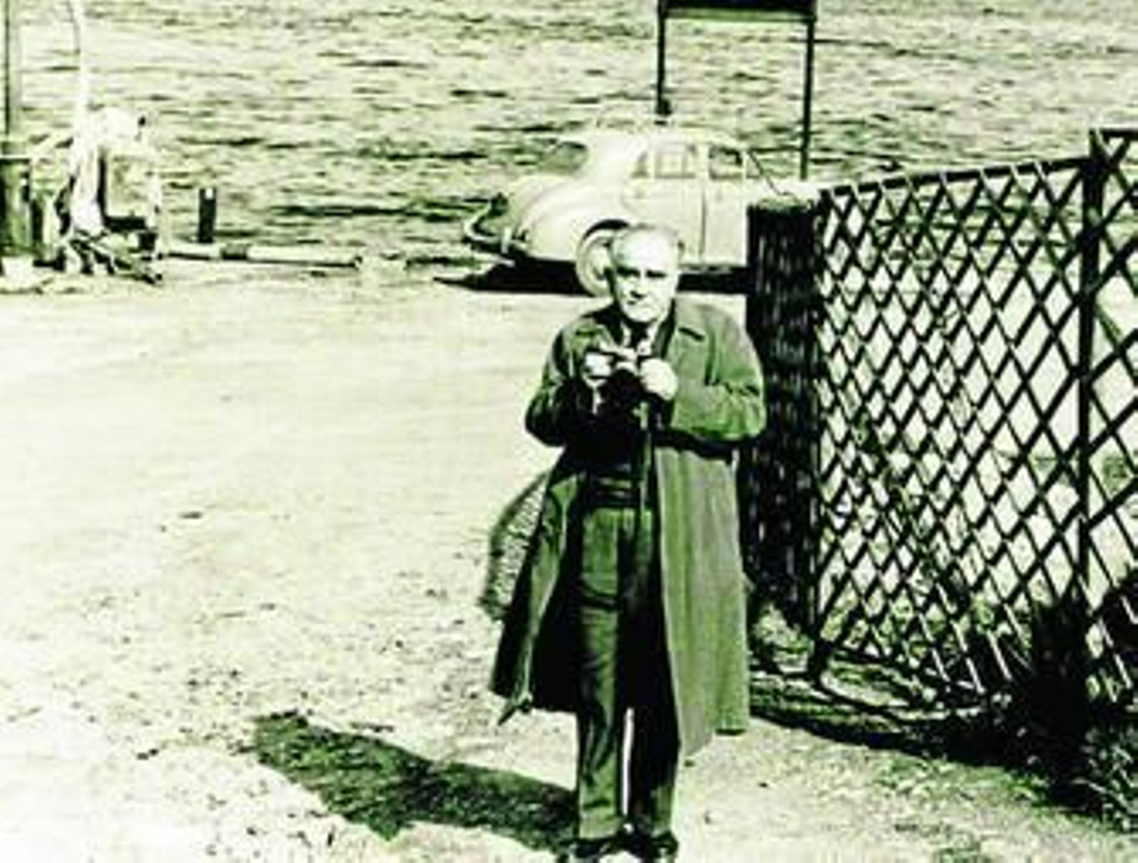 El escritor turco Ahmet Hamdi Tanpinar (Estambul, 1901-1962)