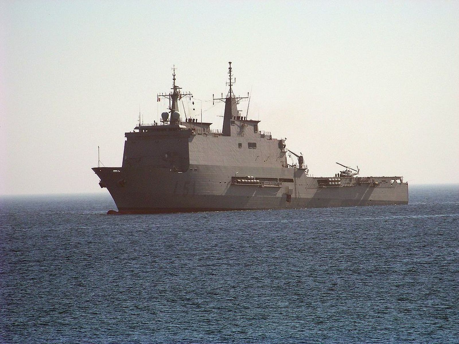 El buque de asalto anfibio 'Galicia'.