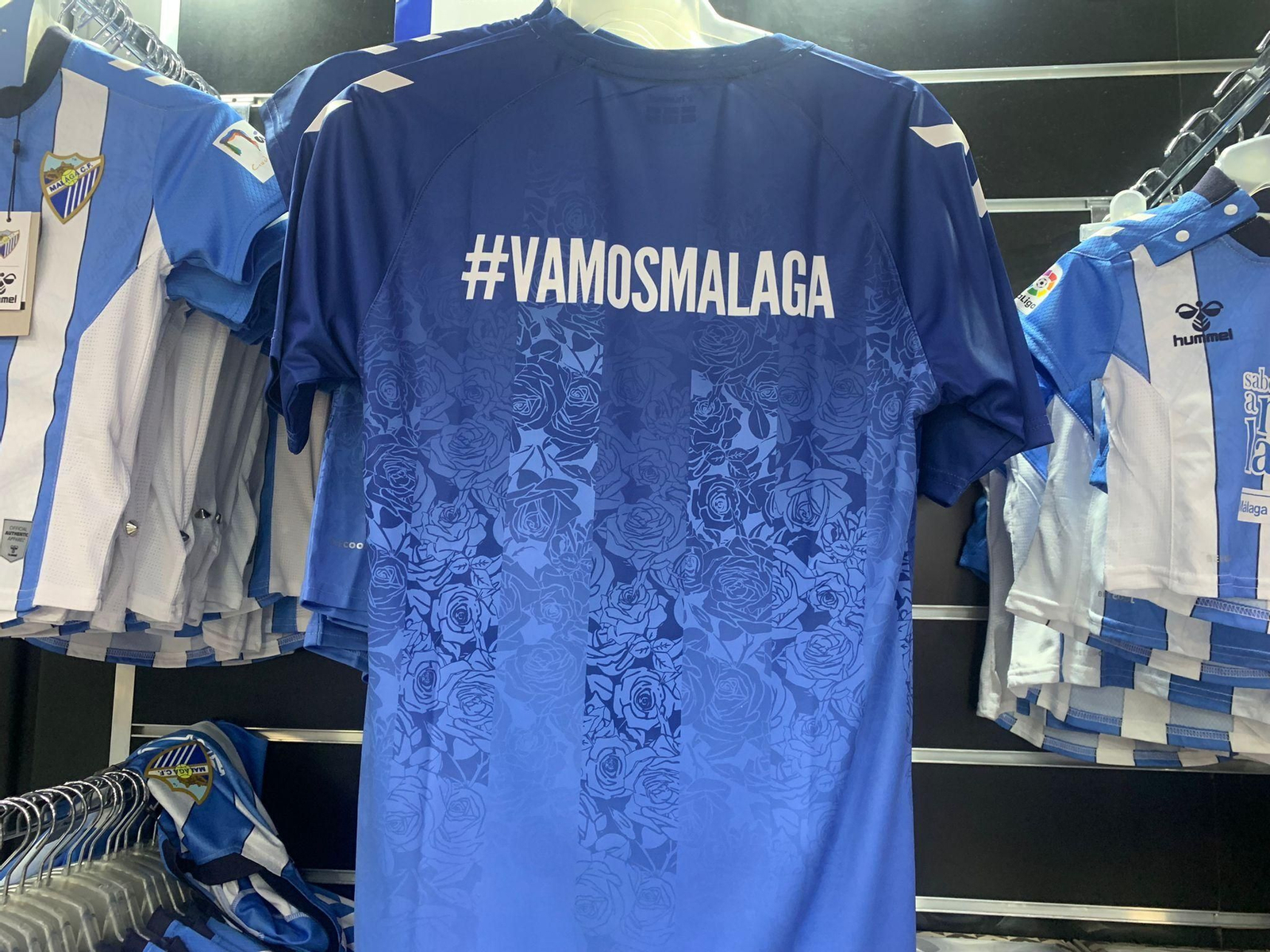 Los novedosos productos del Málaga CF en tiendas