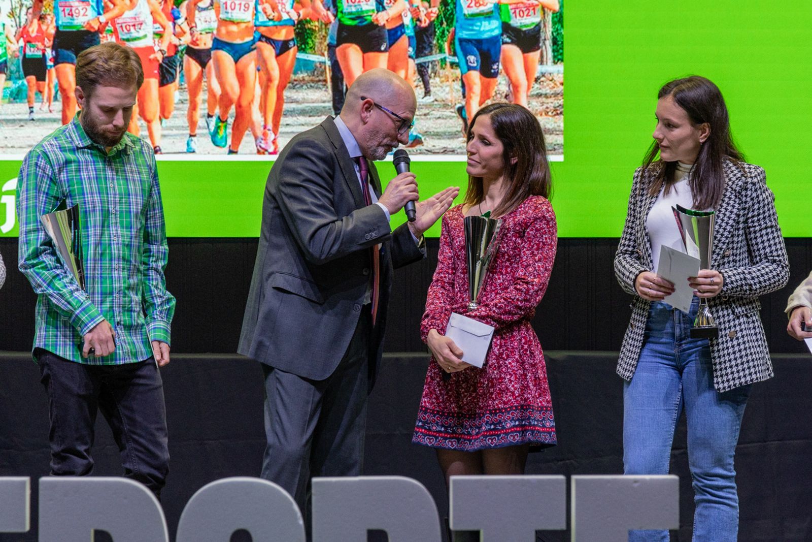 La entrega de premios del XXVIII Circuito Provincial de Campo a Través, en imágenes