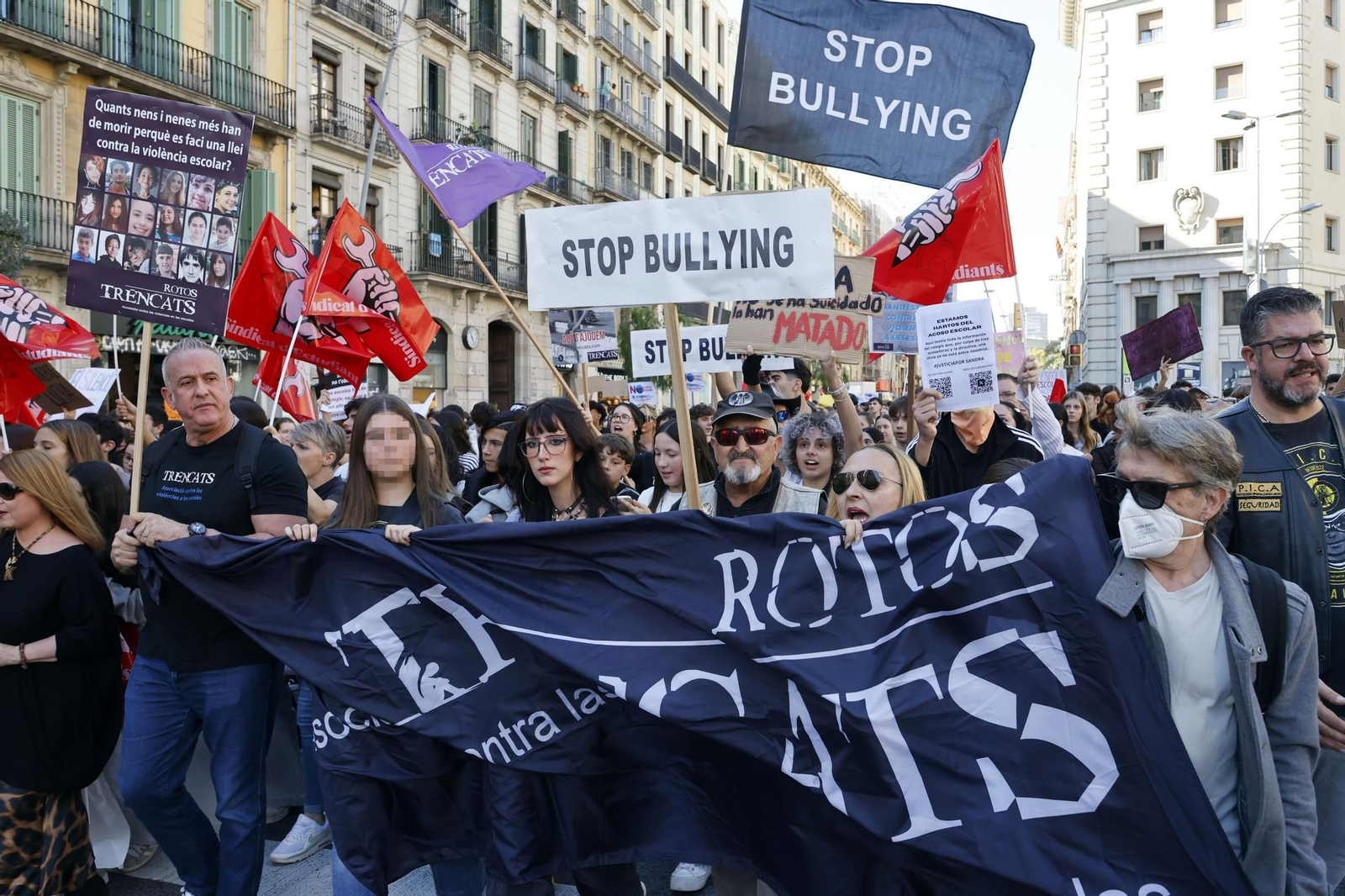 Las manifestaciones estudiantiles alzan su voz contra el 'bullying' a lo largo y ancho de España