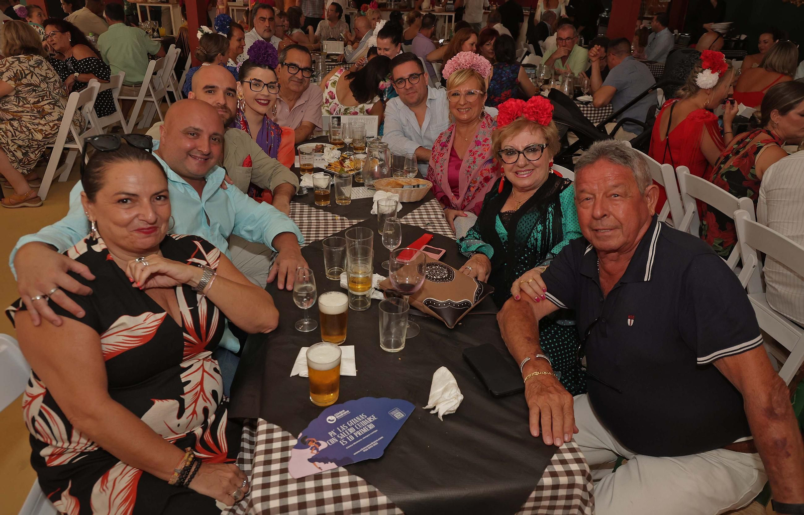 Búscate en las fotos del Domingo por Sevillanas de la Feria Real de Algeciras 2025
