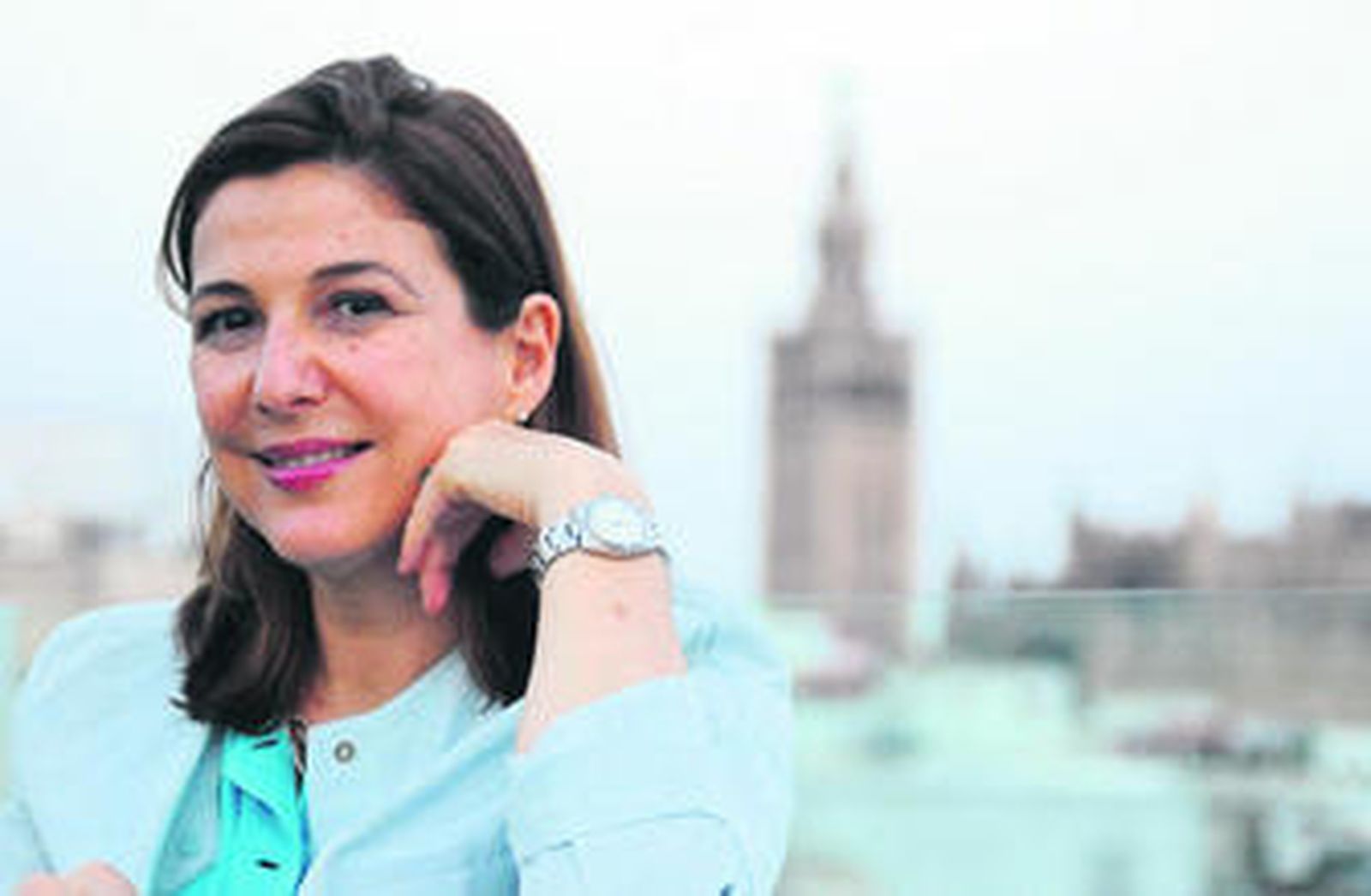 "Felipe VI no va a sacar los pies del tiesto; será un rey muy profesional"