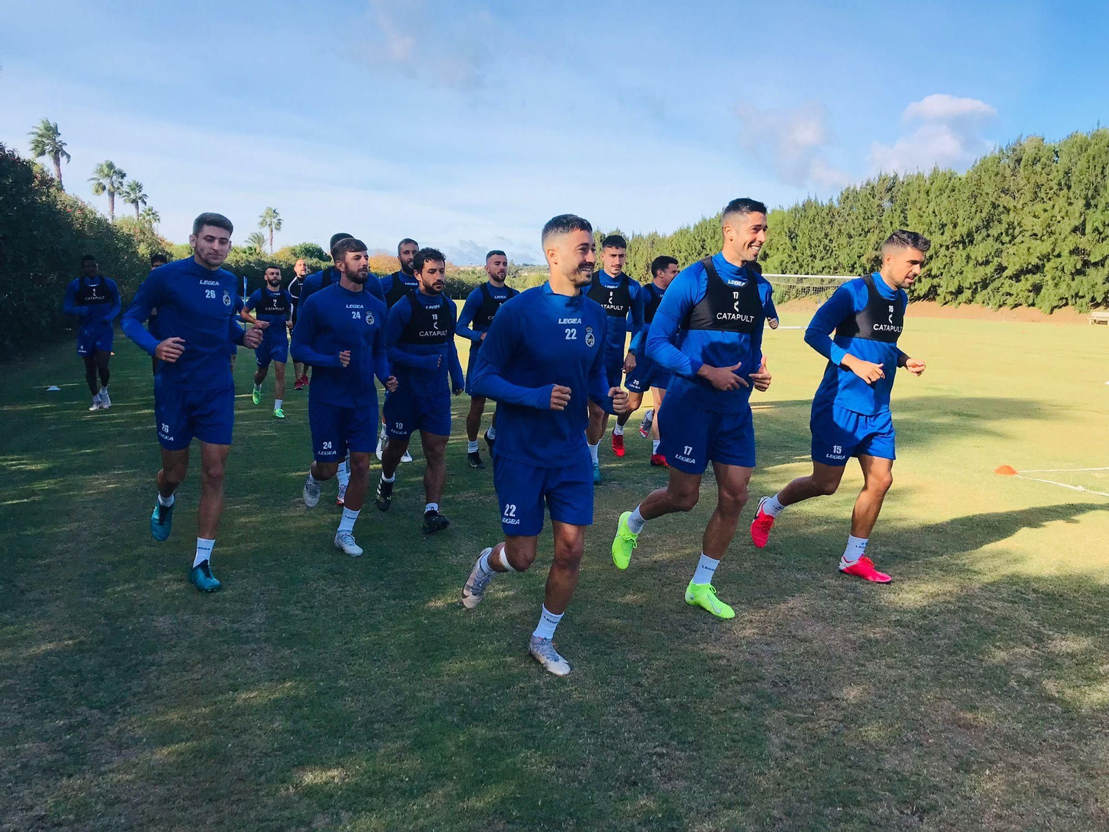 Jugadores de la Balona se ejercitan, este miércoles, en Santa María Polo Club