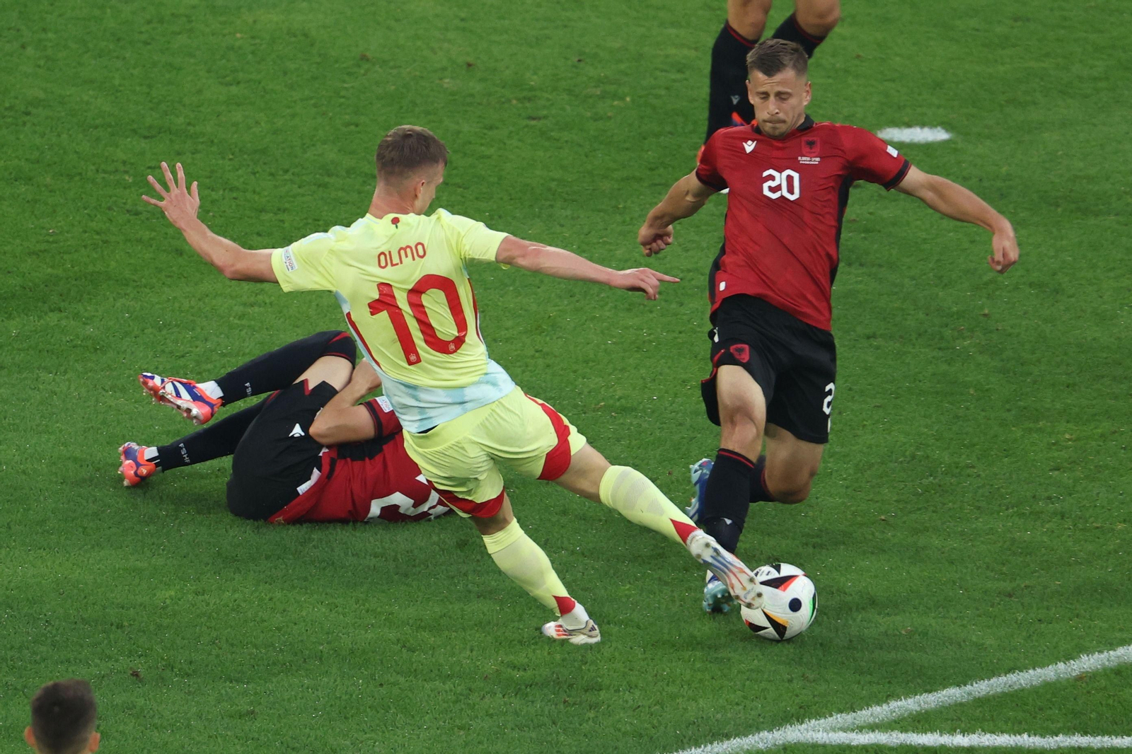 Las fotos del Albania - España