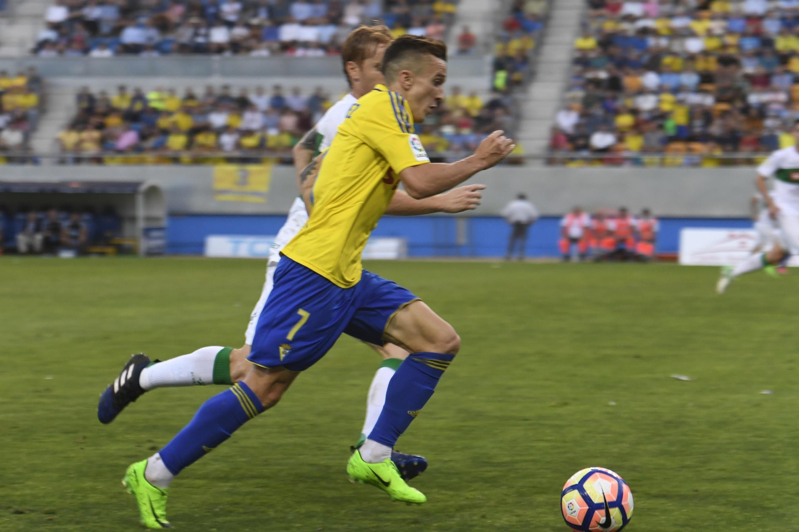 Las imágenes del Cádiz-Elche