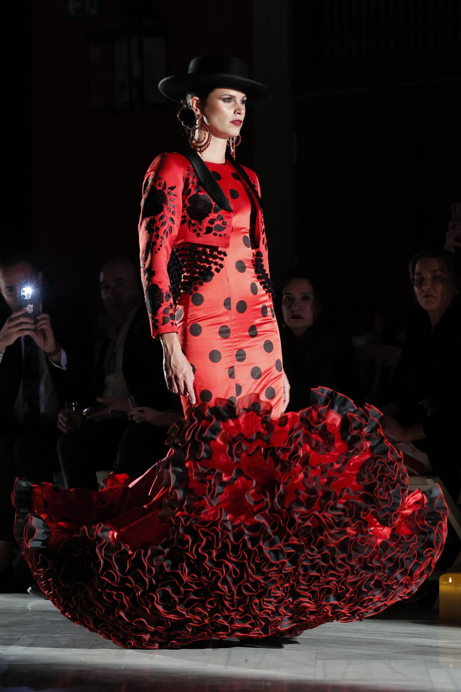 Un diseño de Santana Diseños visto en la presentación de We Love Flamenco 2026.