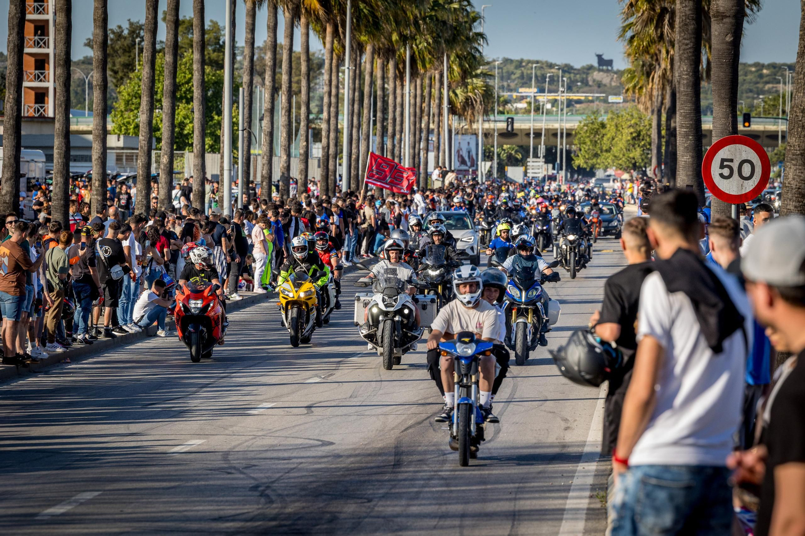 Las imágenes del sábado de Motorada en El Puerto por el Gran Premio de Motociclismo de Jerez 2025