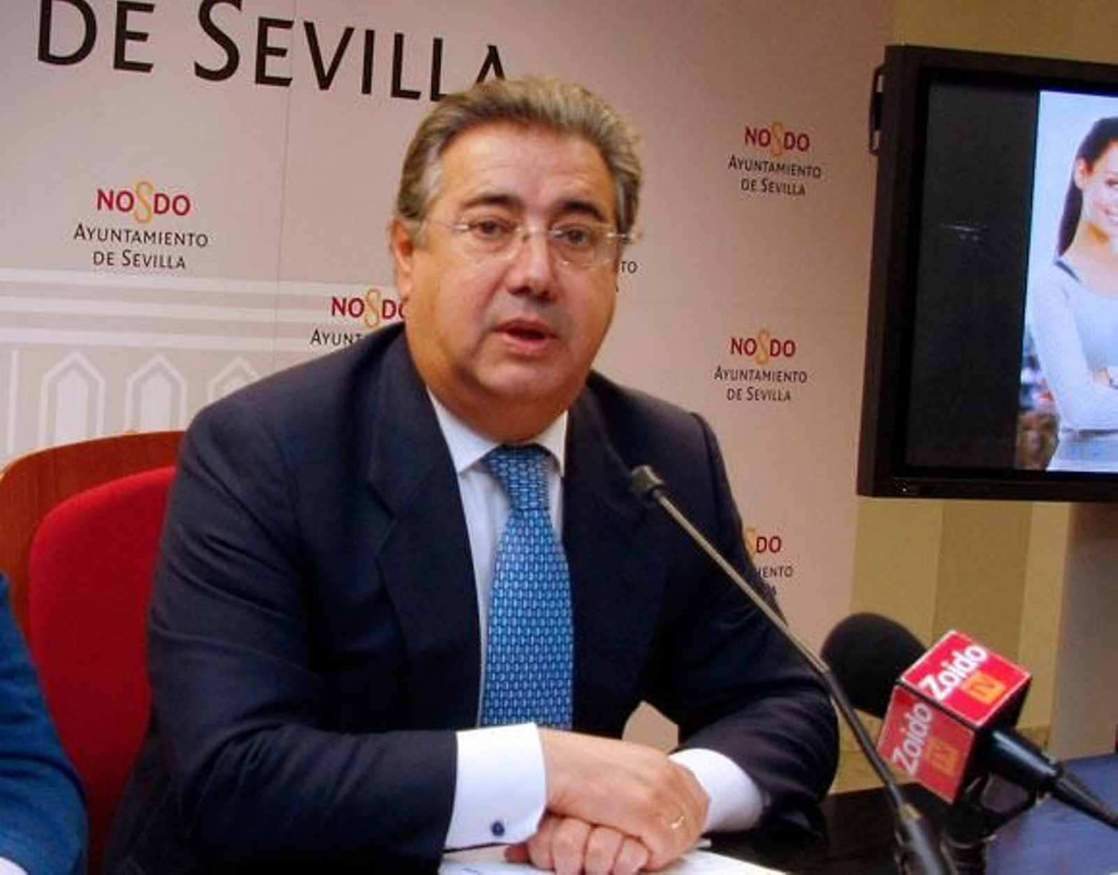 Zoido solicitará que se paralice el cierre del centro hasta tramitar todas las autorizaciones