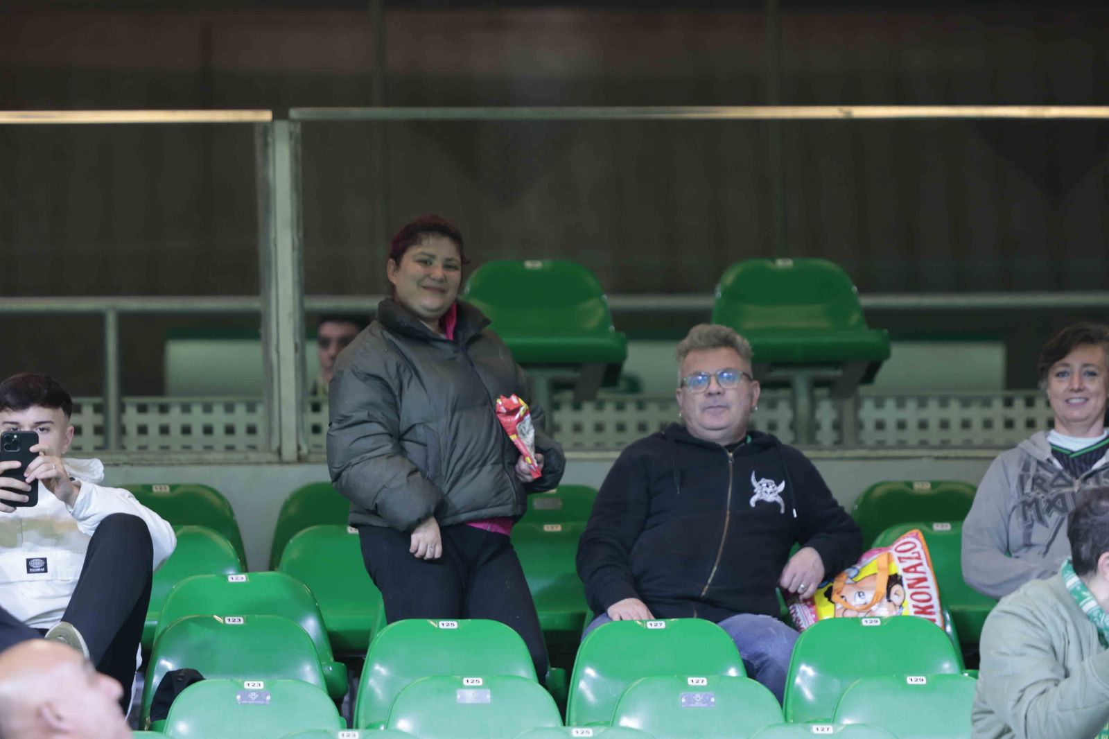 Búscate en las gradas del Villamarín