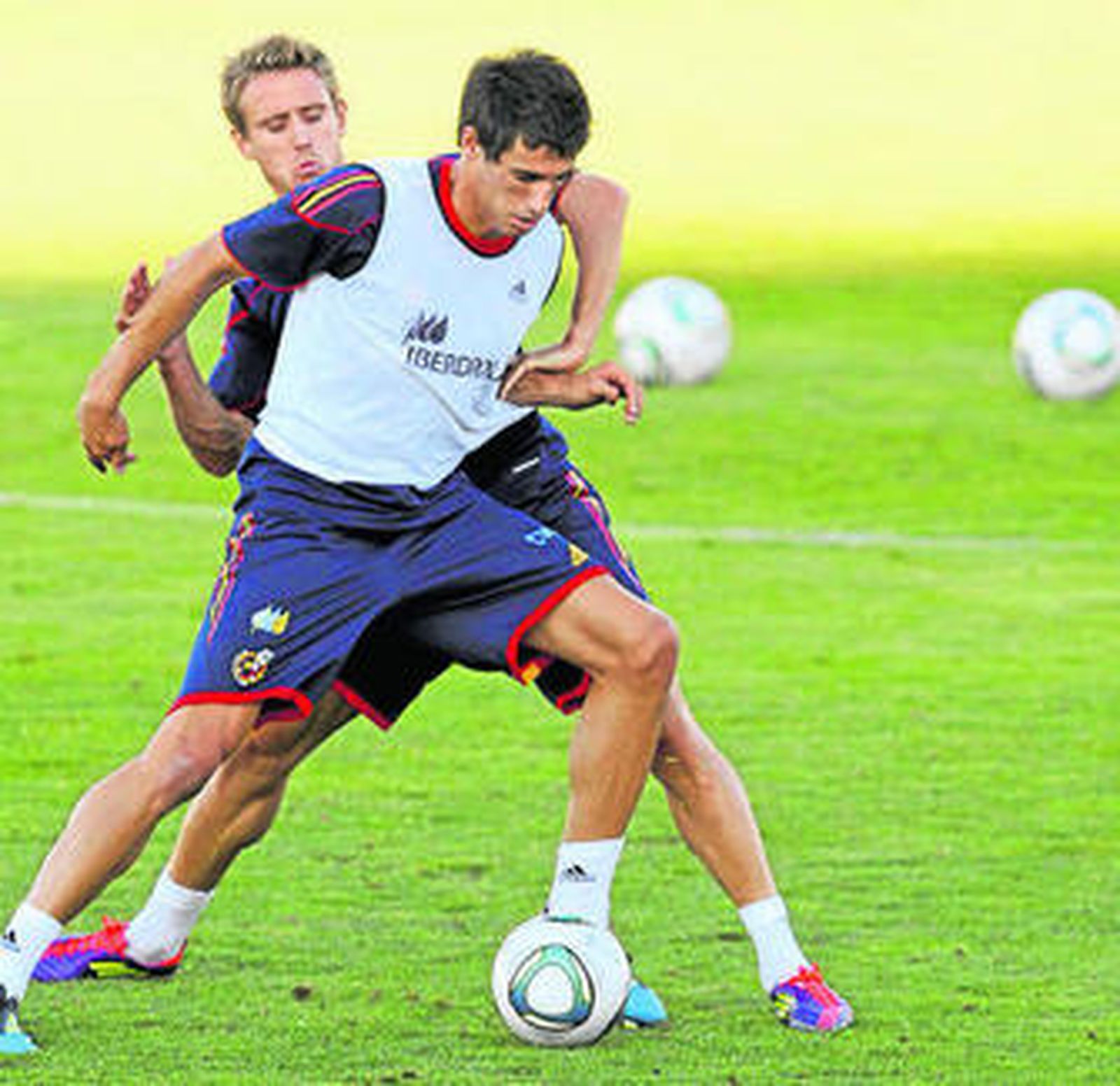 Monreal en el entrenamiento de la selección de ayer.