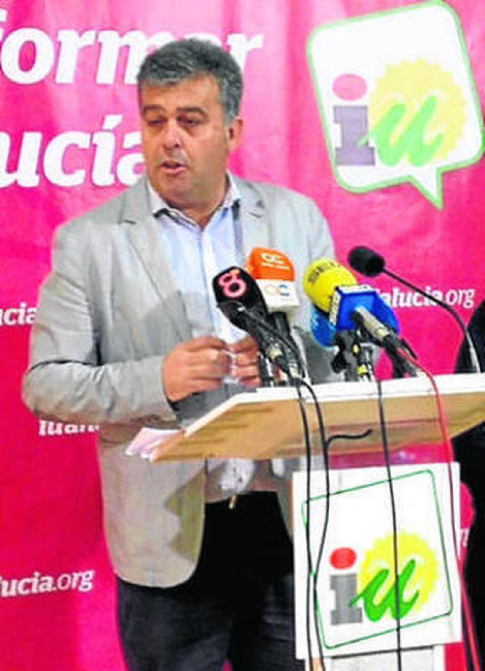 Cárdenas en la noche electoral.