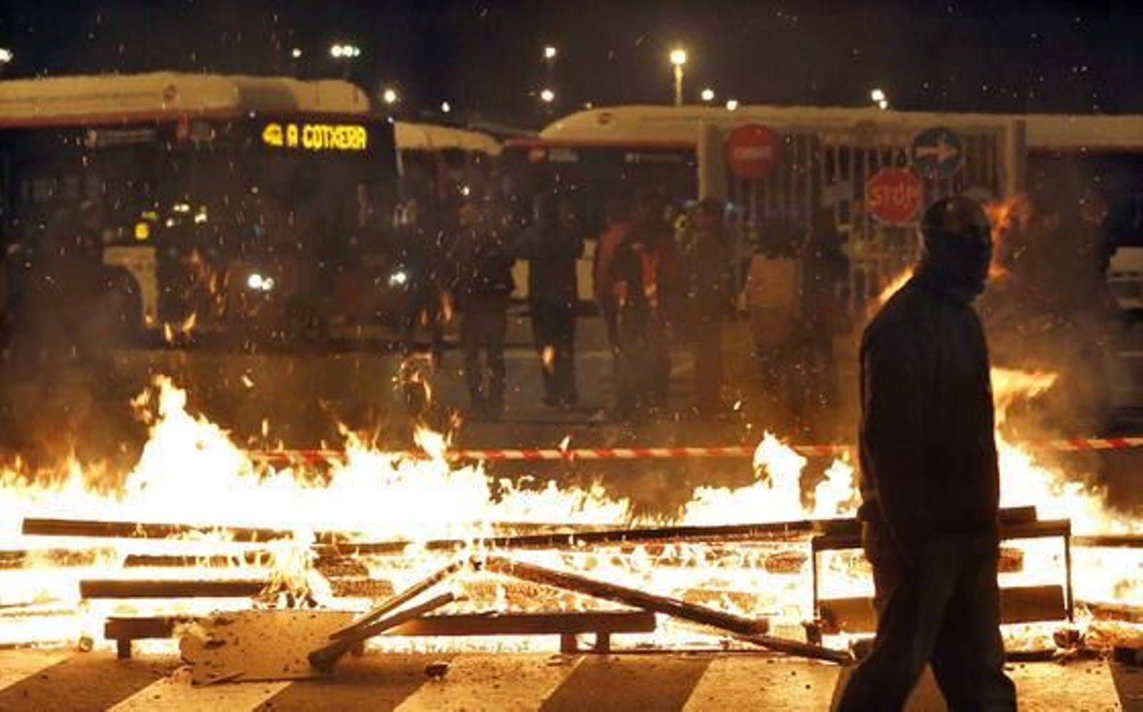 Jornada de la huelga general en Barcelona.

Foto: EFE