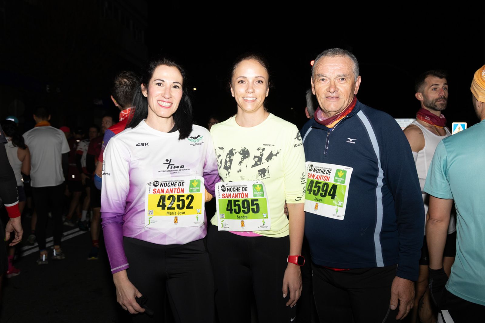 En imágenes: búscate en tu llegada a meta de la Carrera de San Antón 2026 (II)