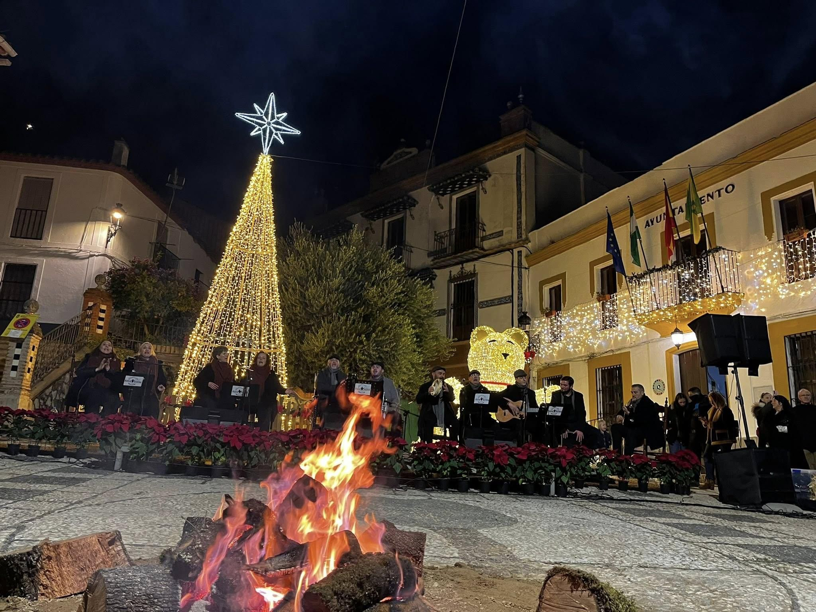 La Navidad ilumina uno de los pueblos serranos más bonitos de Huelva