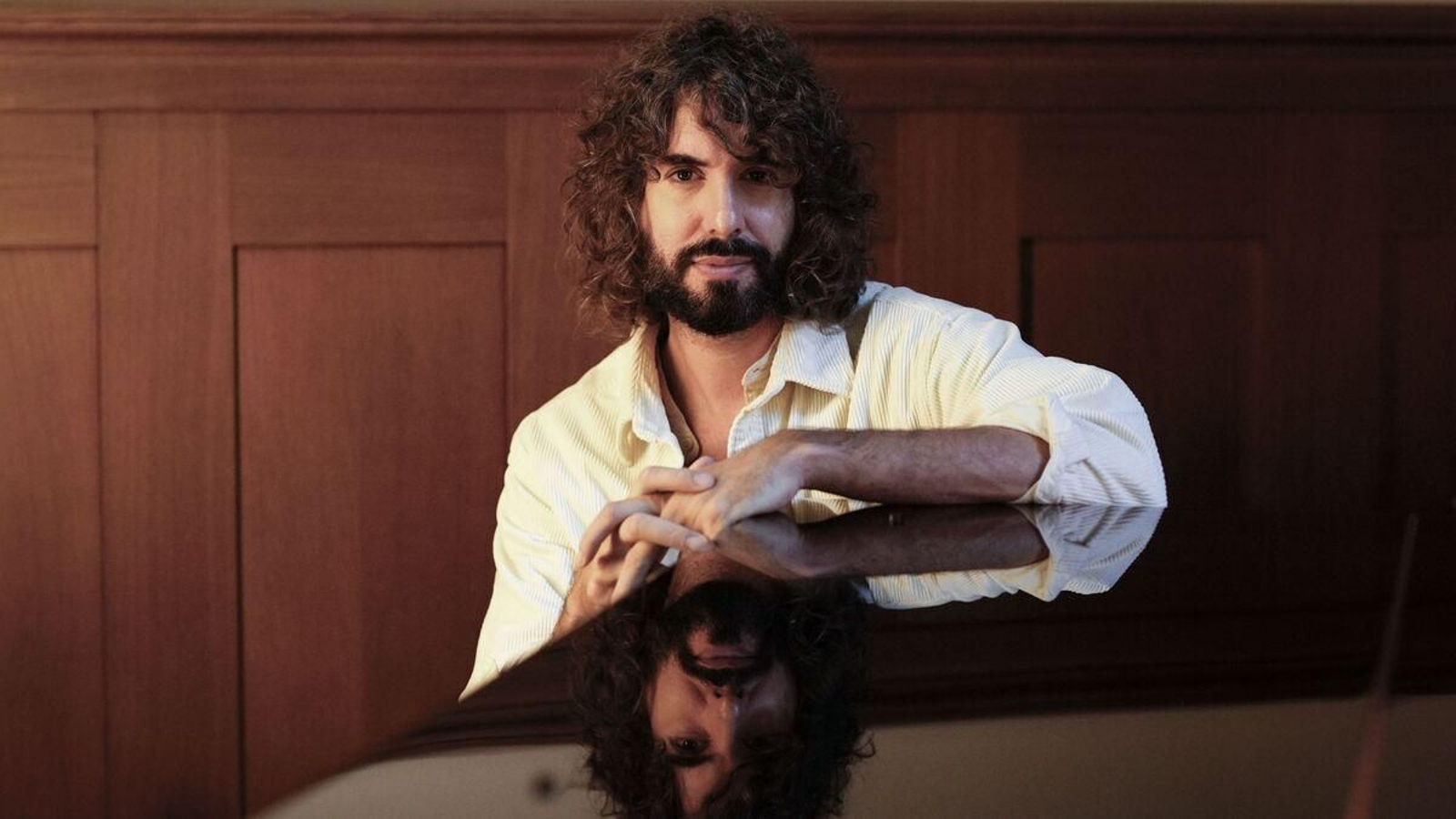 Mikel Izal llega con nuevo disco a Roquetas de Mar