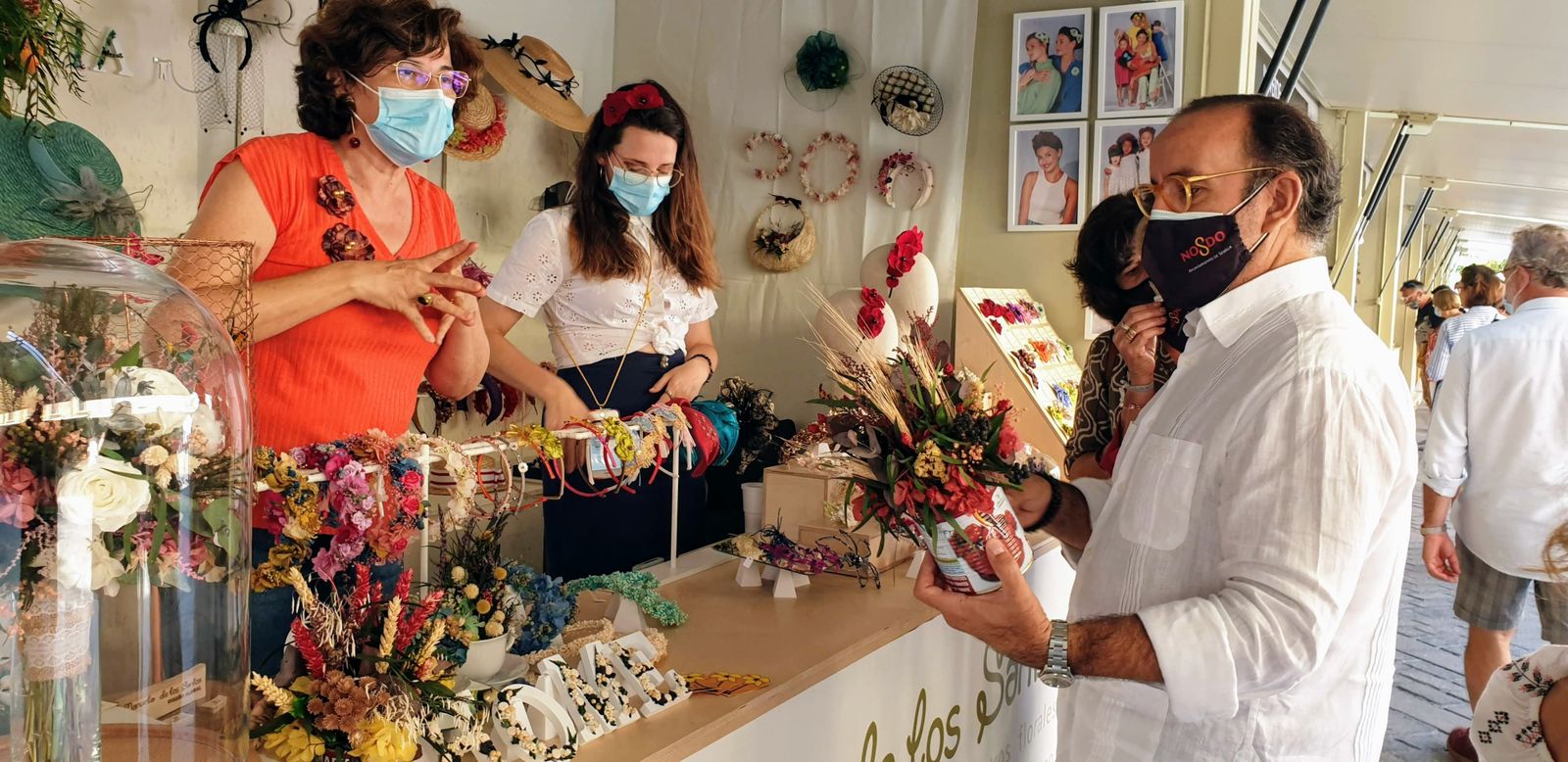 Expositor de la Feria de Artesanía Creativa Hecho en Sevilla.