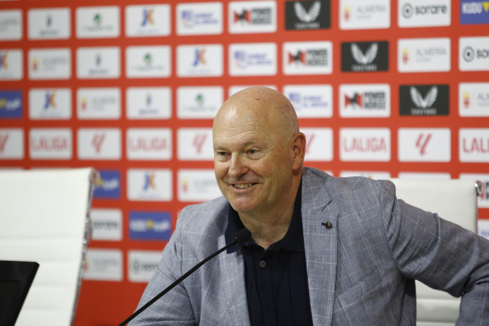 Imágenes de la gran victoria del Almería ante el Cádiz por 6 a 1