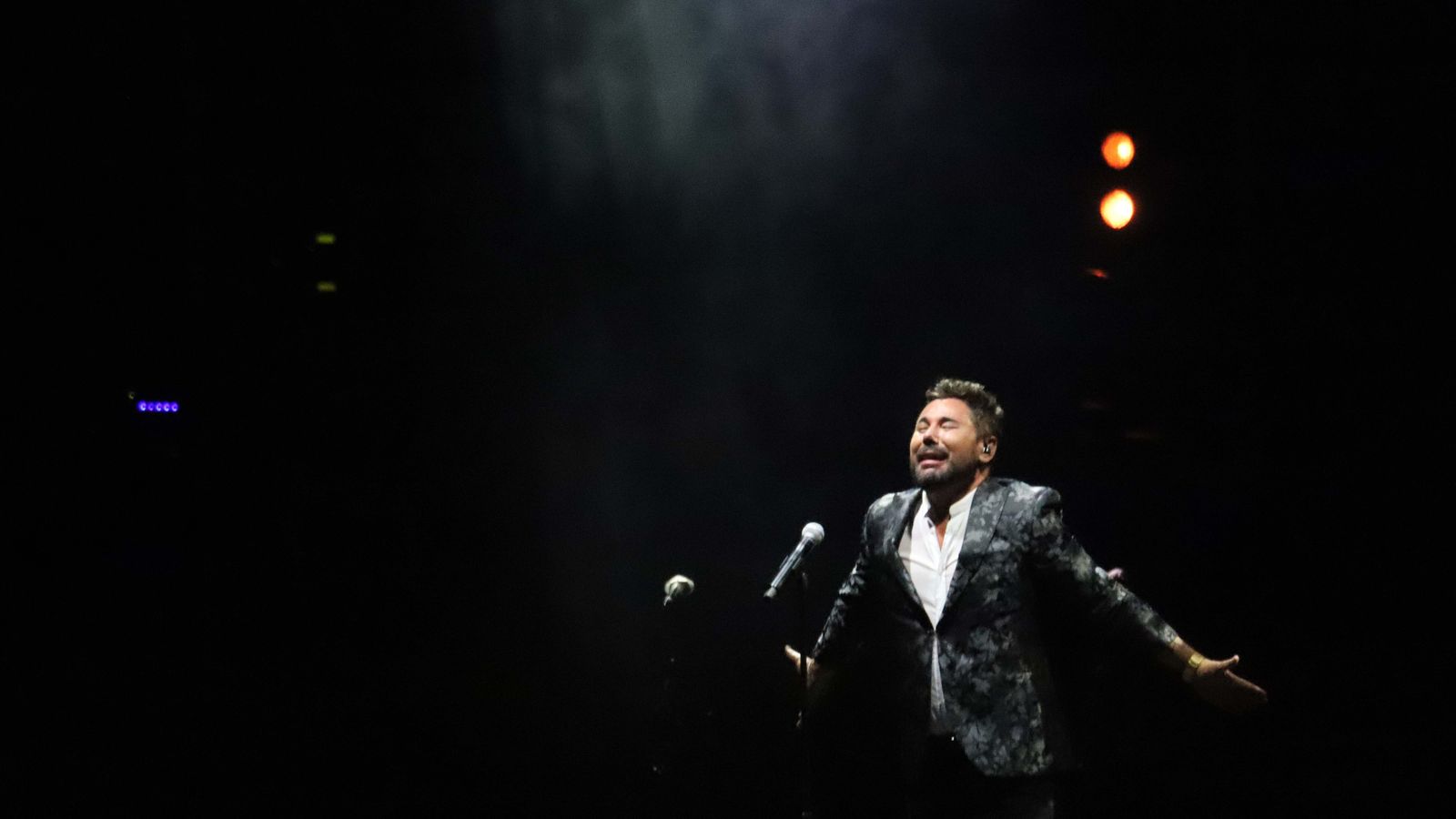 Las mejores fotos del concierto de Miguel Poveda en Algeciras