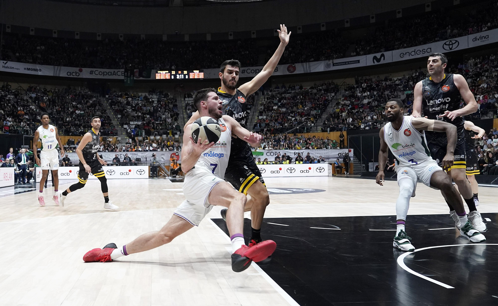 El Lenovo Tenerife-Unicaja, en fotos