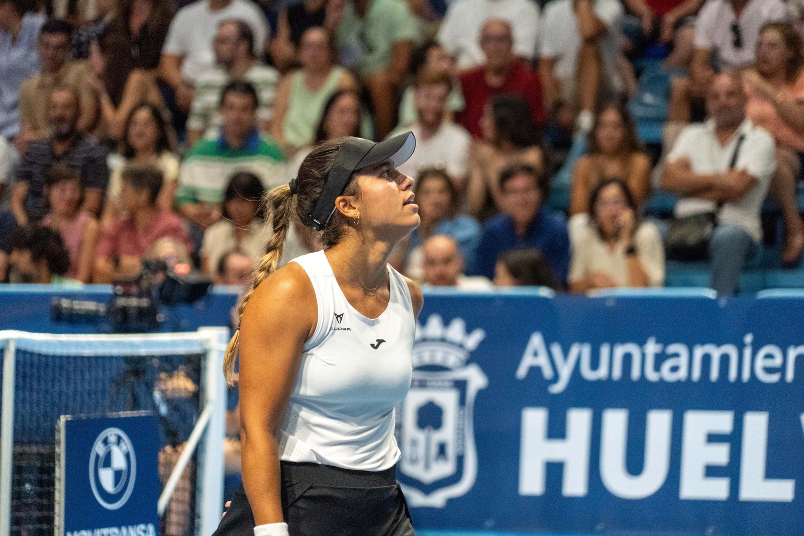 Imágenes de la final femenina de la Copa del Rey de tenis de Huelva entre Jesica Bouzas y Paula Badosa
