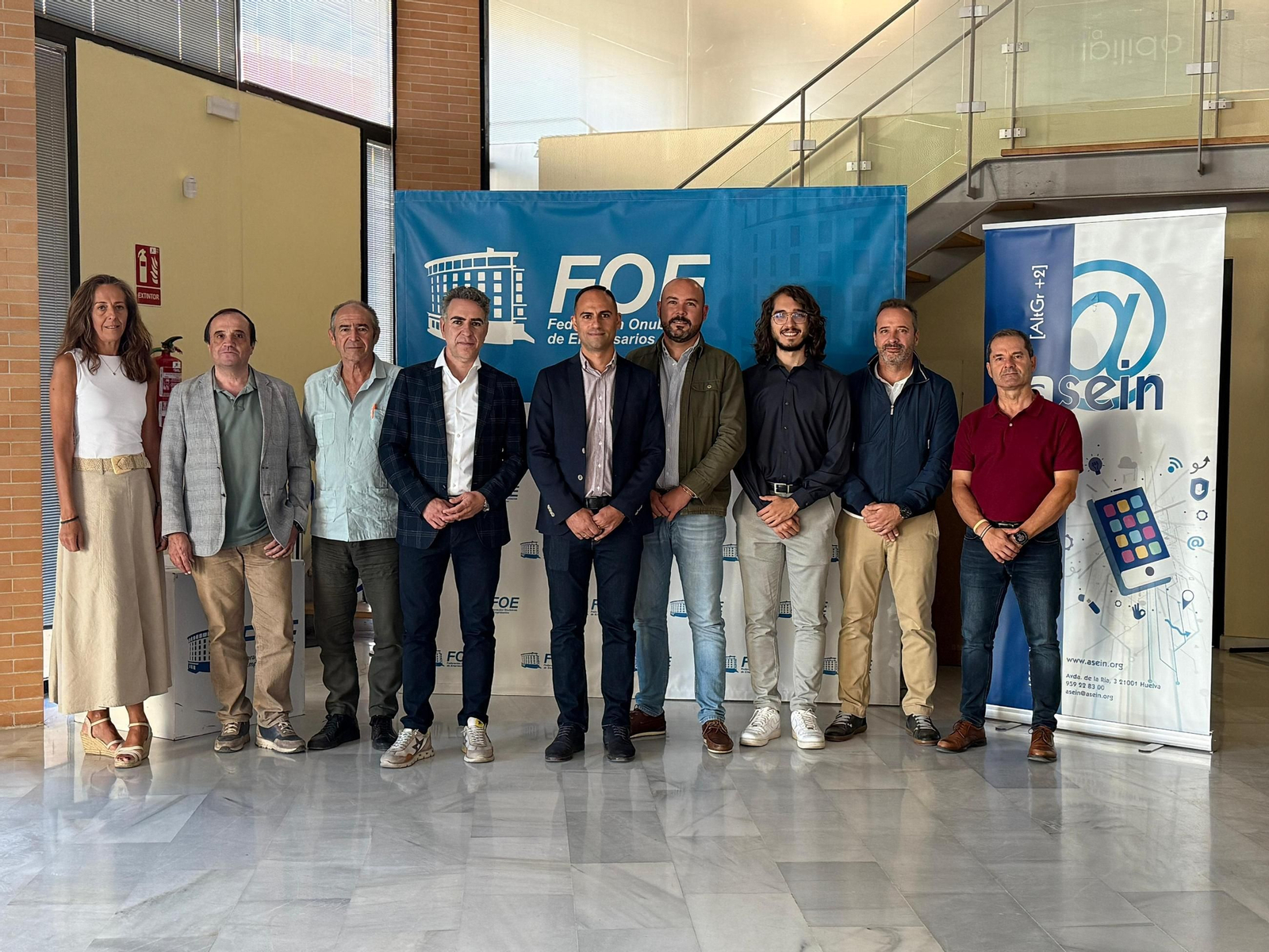 La nueva junta directiva de Asein, en la FOE.