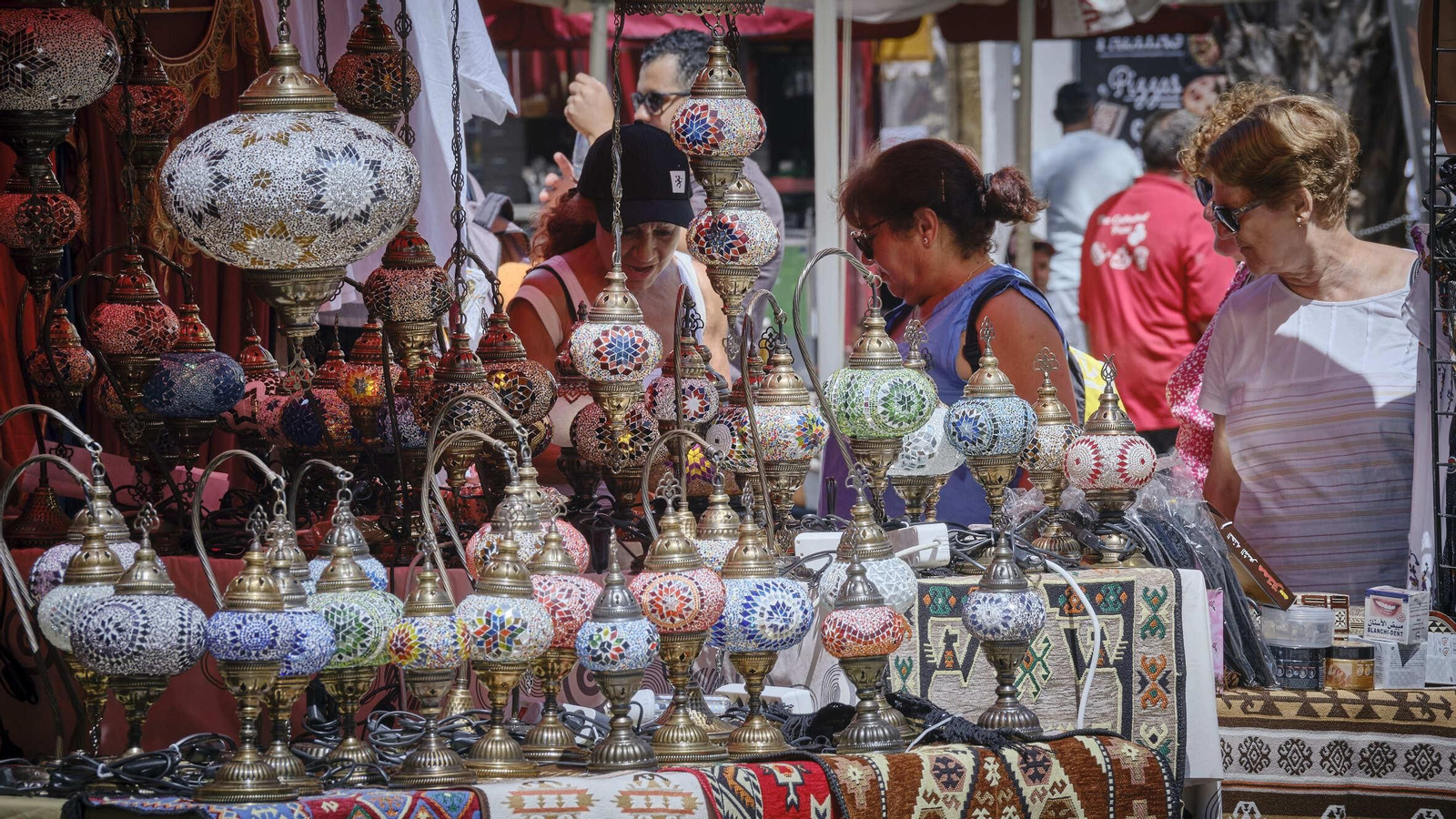 Inauguración del Mercado Andalusí de Cádiz .