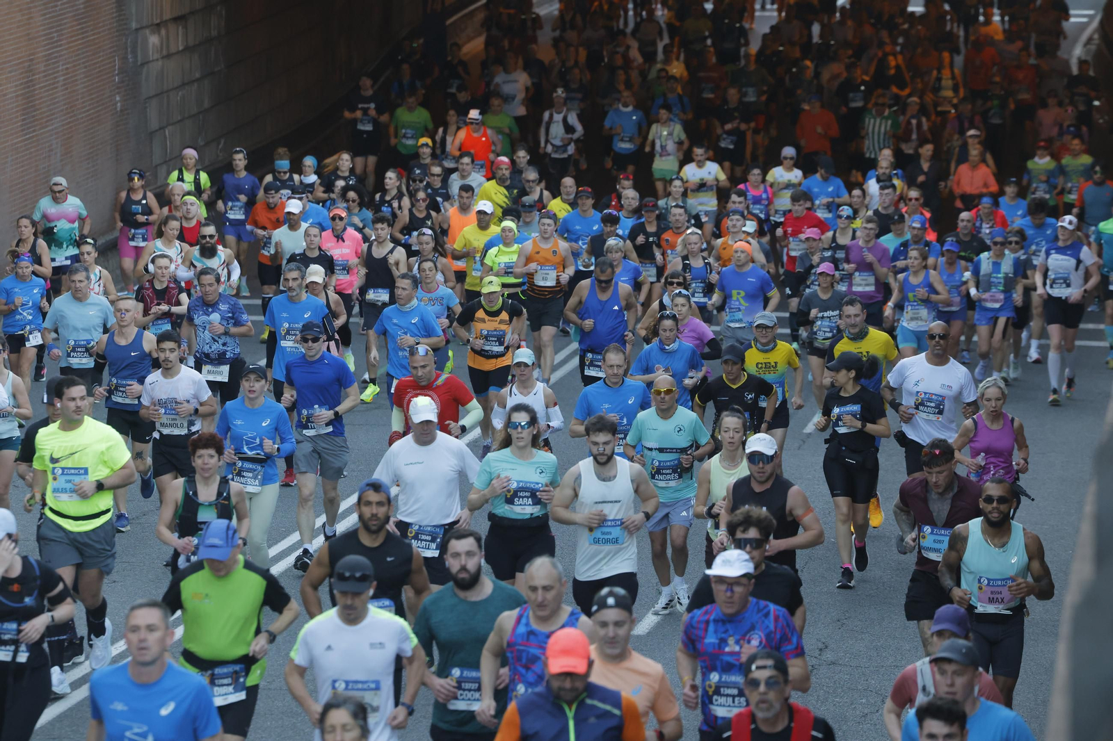 Búscate en el Zurich Maratón de Sevilla 2025