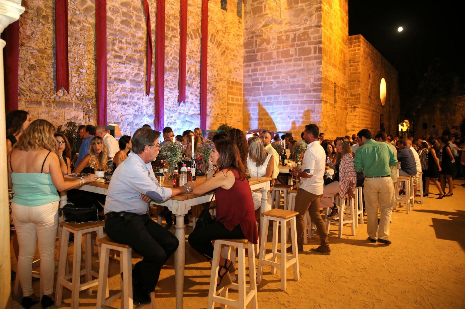 El entorno del Castillo de San Marcos acogió en la noche del miércoles el XXIX Ciclo Cultural Caballero.