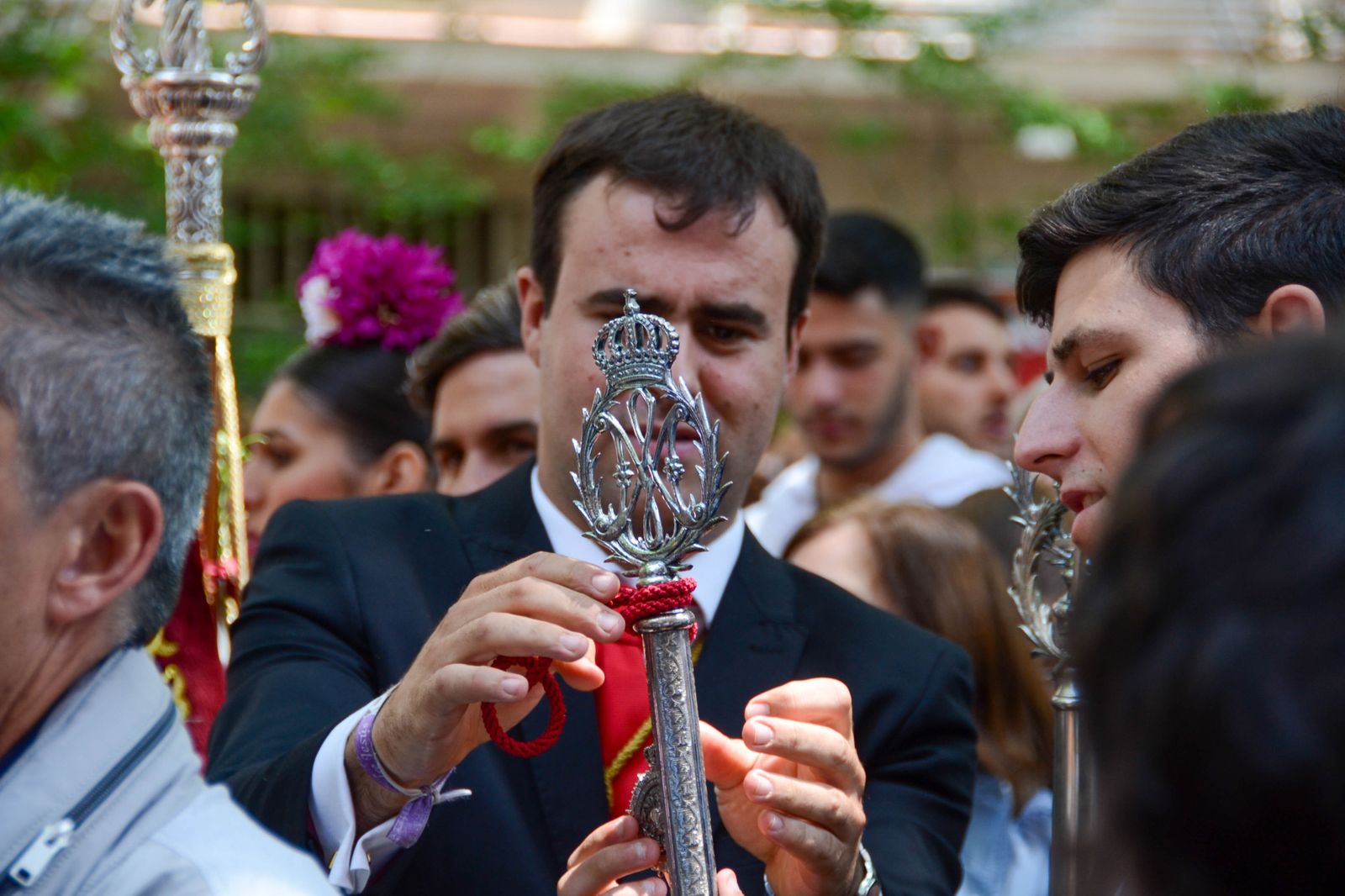 La salida de la Hermandad del Rocío de Granada, en imágenes