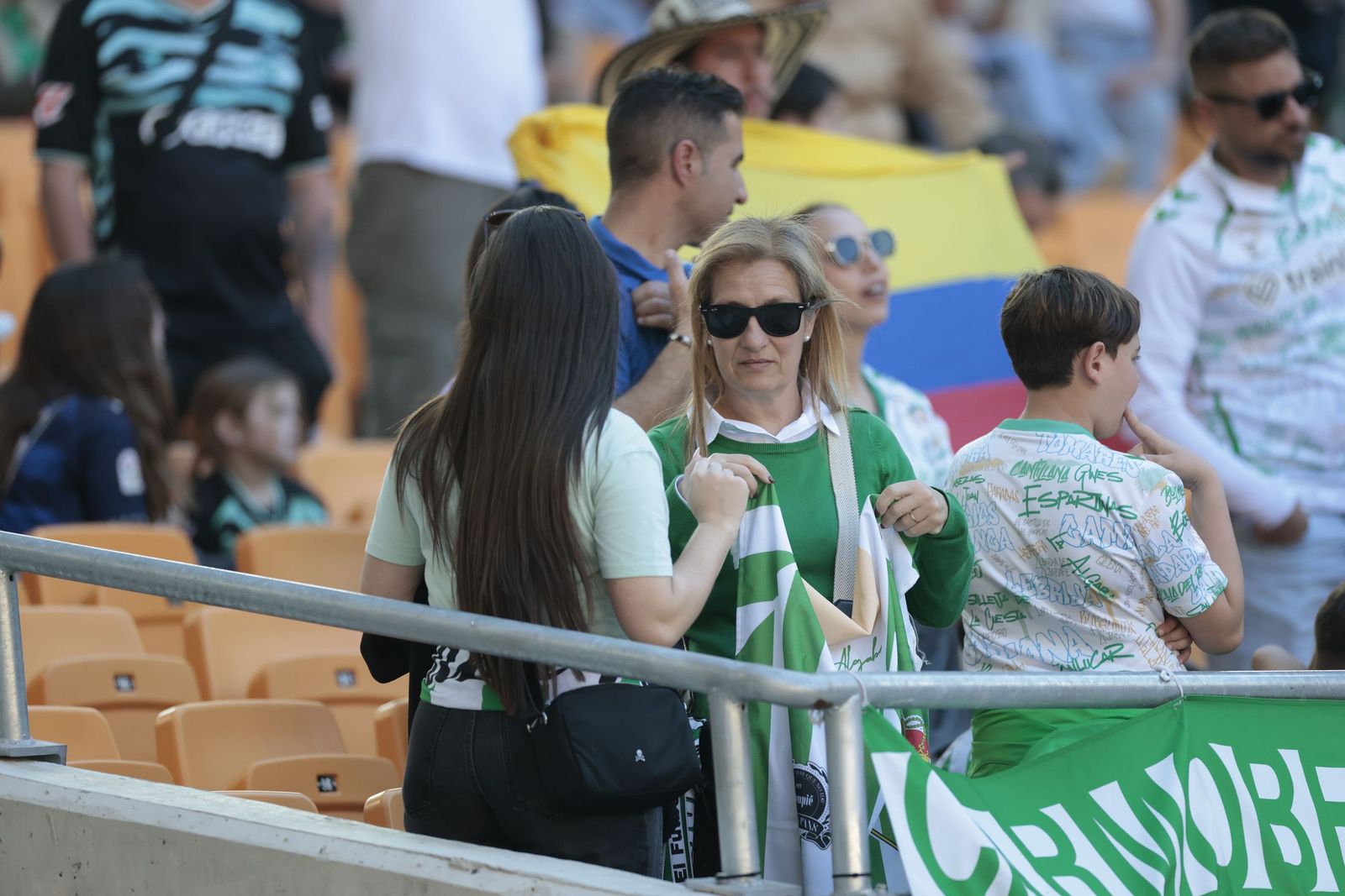 Búscate en las fotos del Betis - Rayo