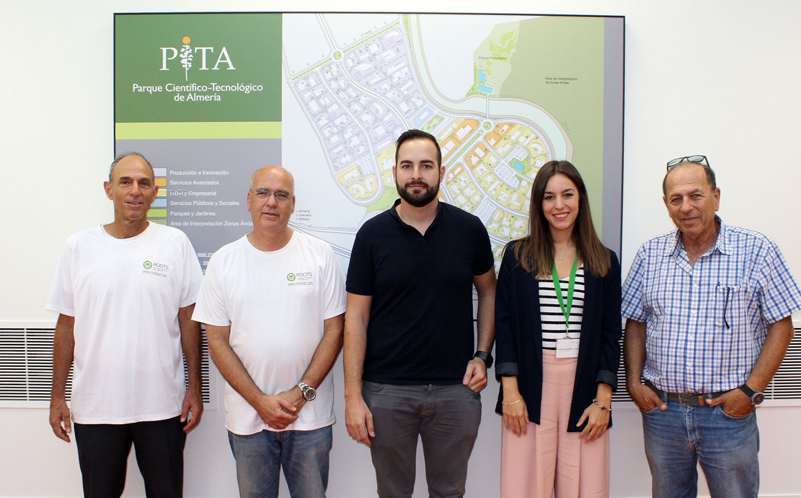 Miembros del PITA junto a la delegación israelí que ha visitado hace unos días el tecnoparque almeriense.
