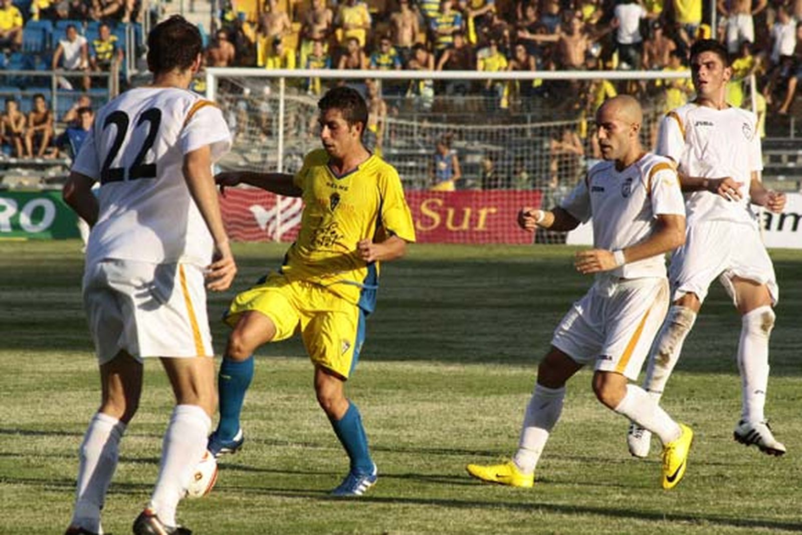 El Cádiz gana en casa el primer partido de la liga

Foto: Lourdes de Vicente