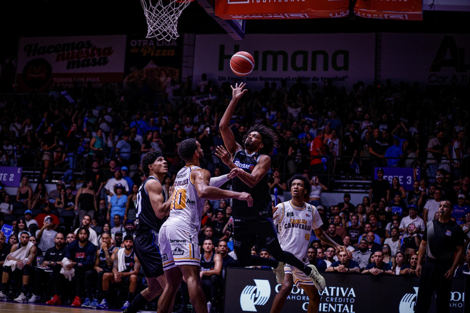 Chris Duarte, avance con susto a semifinales en Puerto Rico