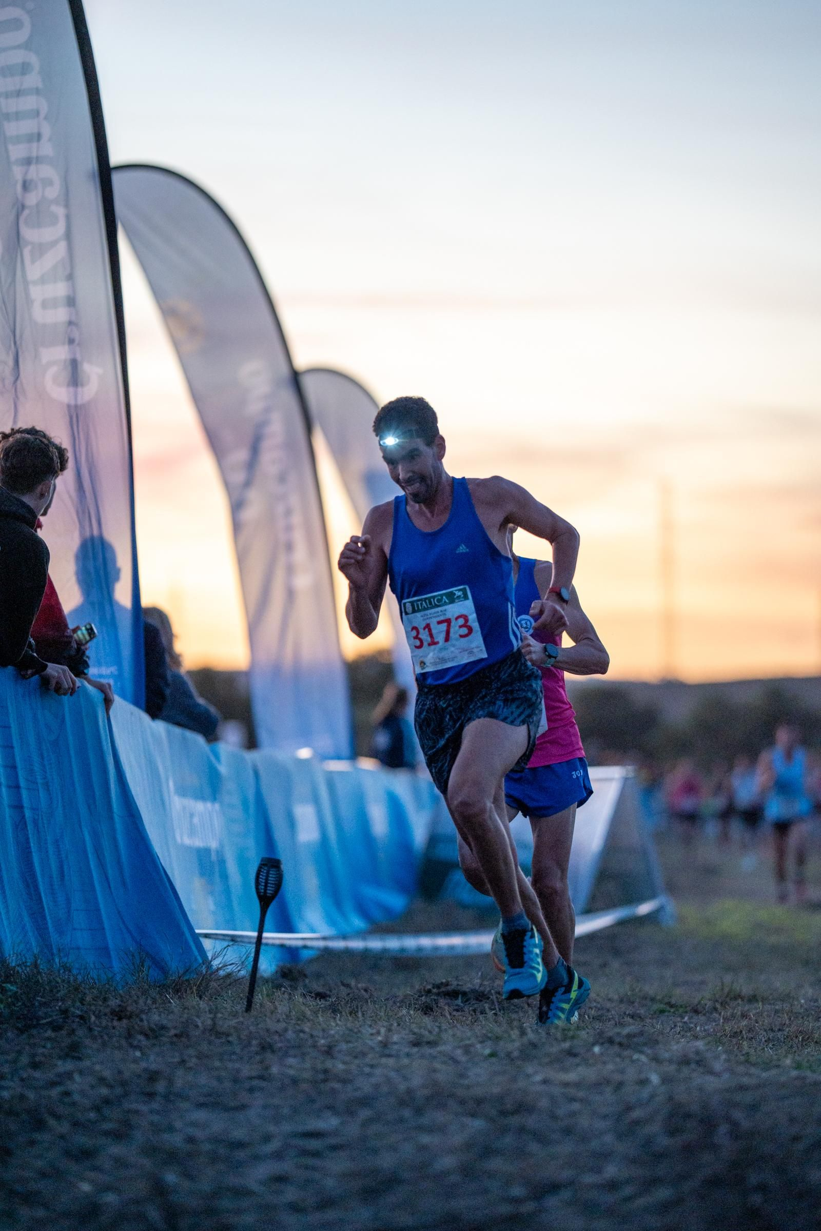 Las fotos de la prueba nocturna del Cross de Itálica