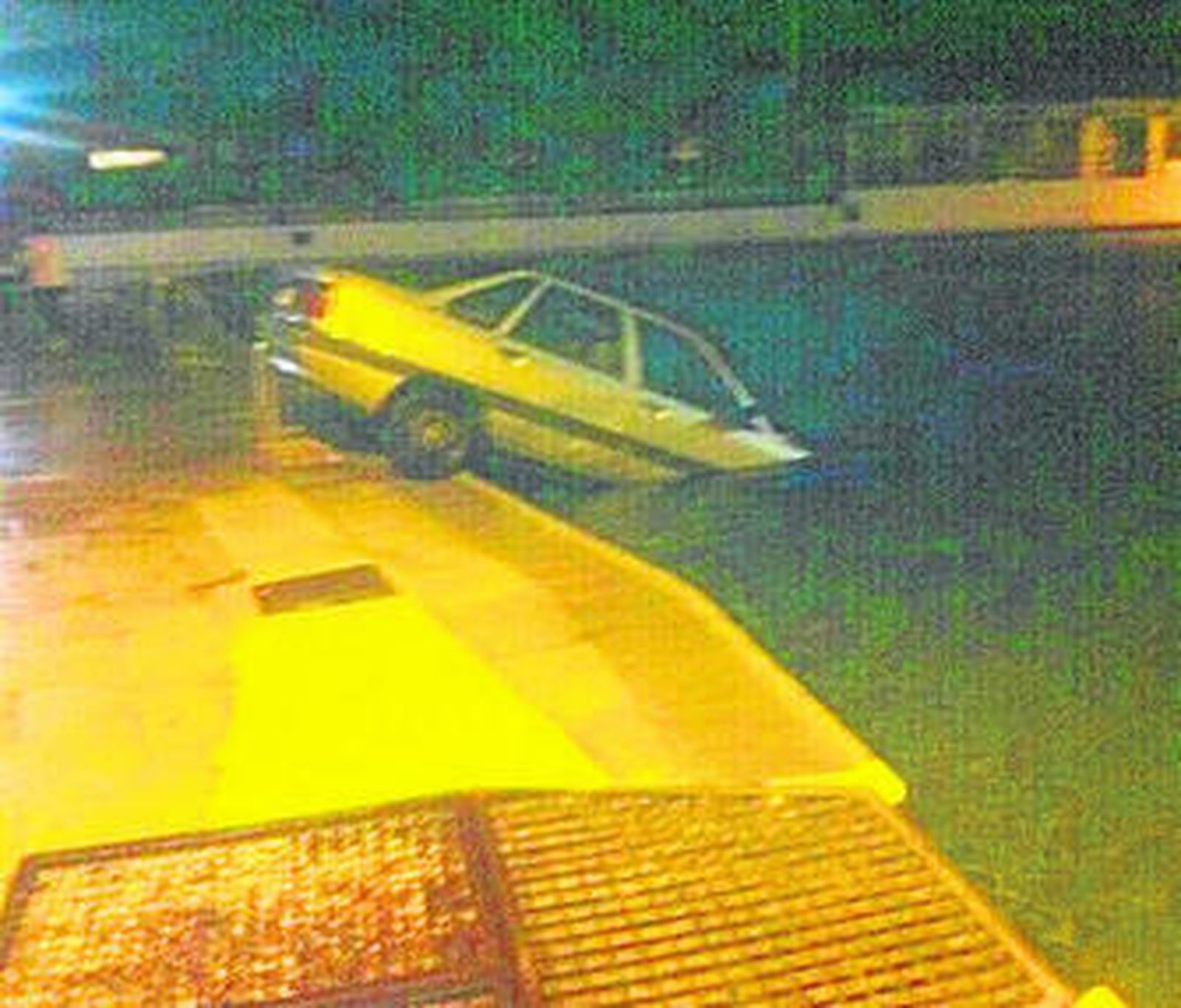 Por suerte la zona apenas tenía un metro y medio de profundidad.