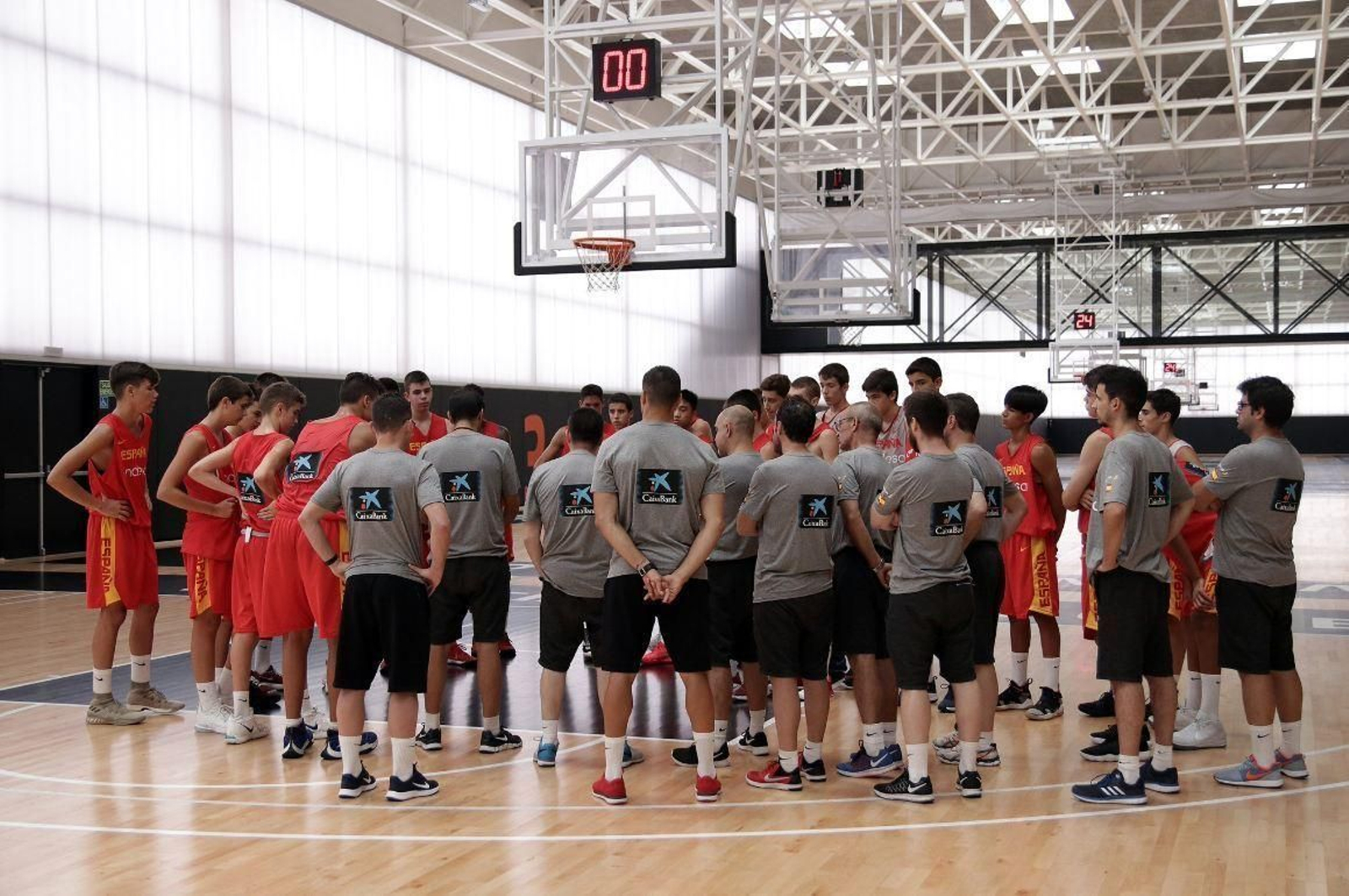 David Jiménez, a la izquierda del grupo.