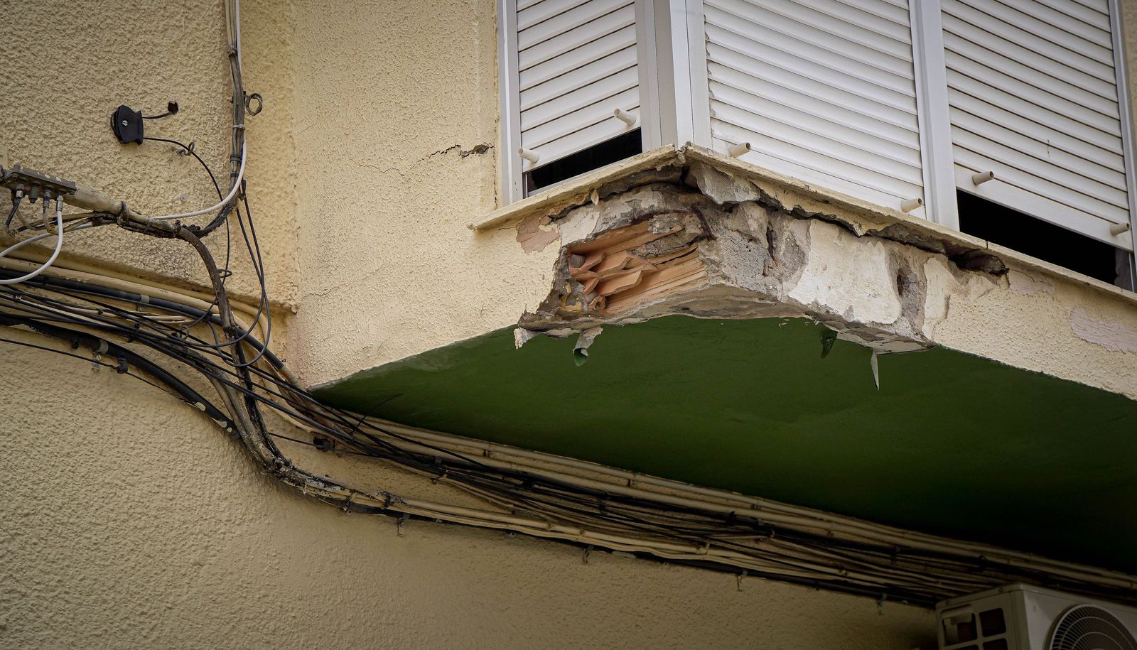 Icovesa, una barriada de Jerez "en la UCI"