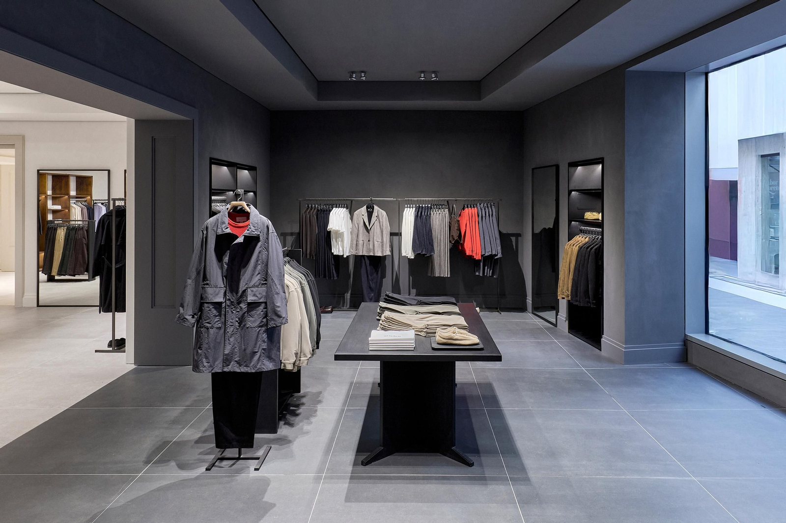 Interior de la nueva tienda de Zara en Córdoba.