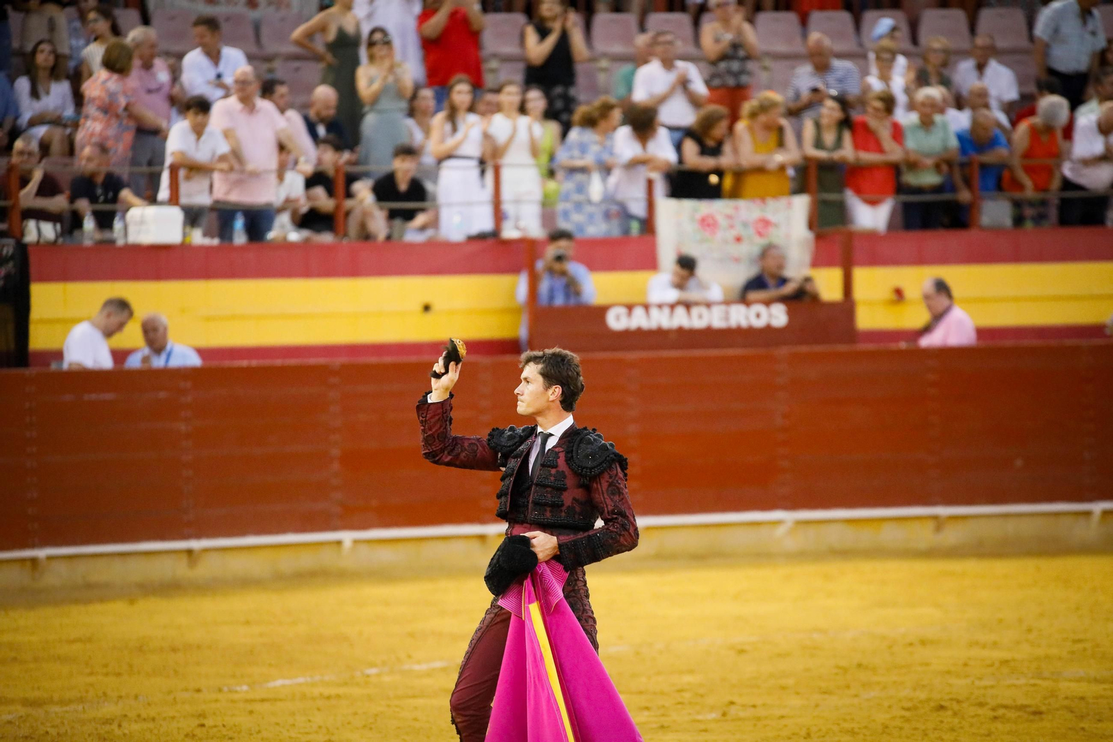 Imágenes de la corrida de toros en Roquetas de Mar