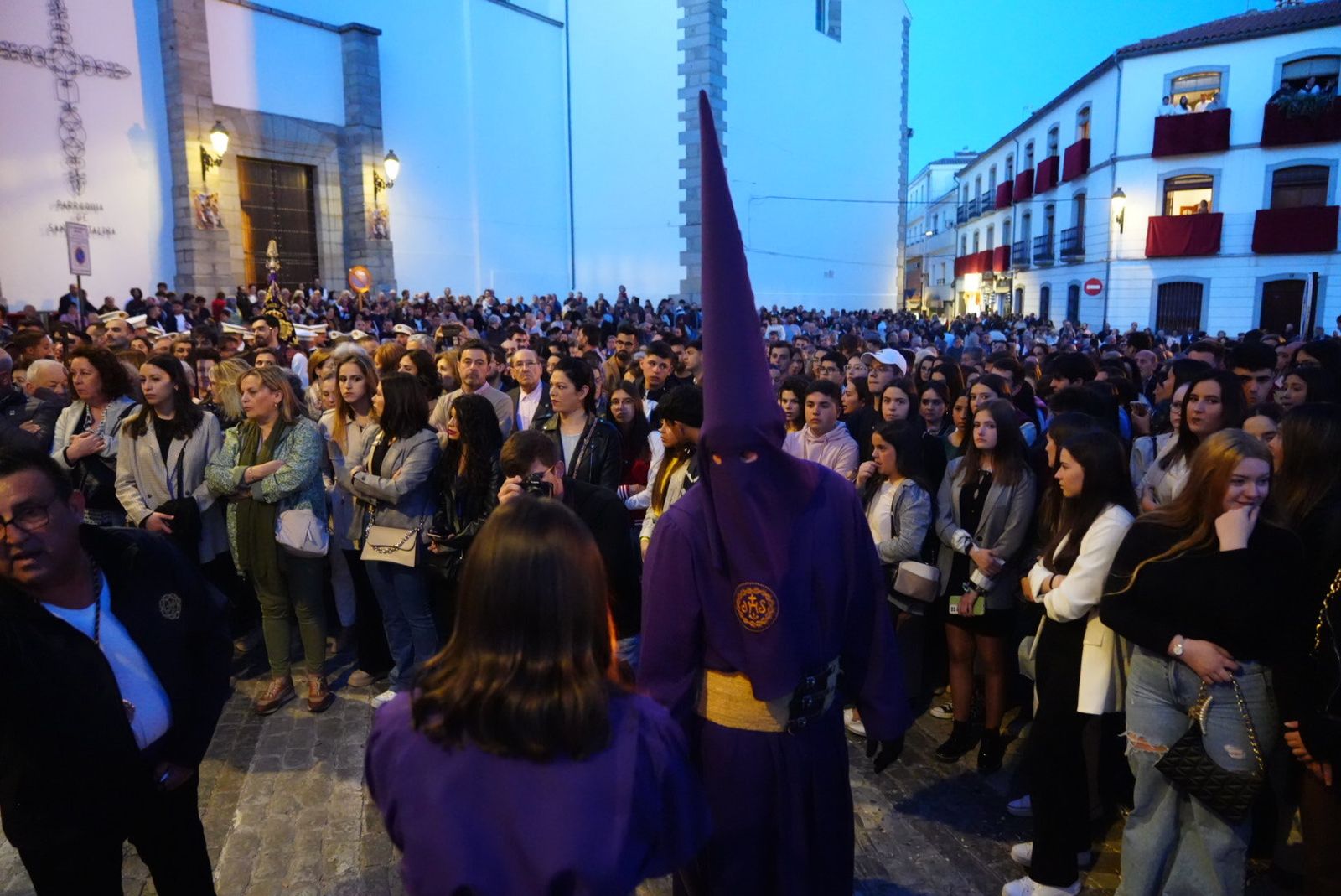 Martes Santo en Pozoblanco: La procesión de Jesús Nazareno y los Dolores, en fotografías