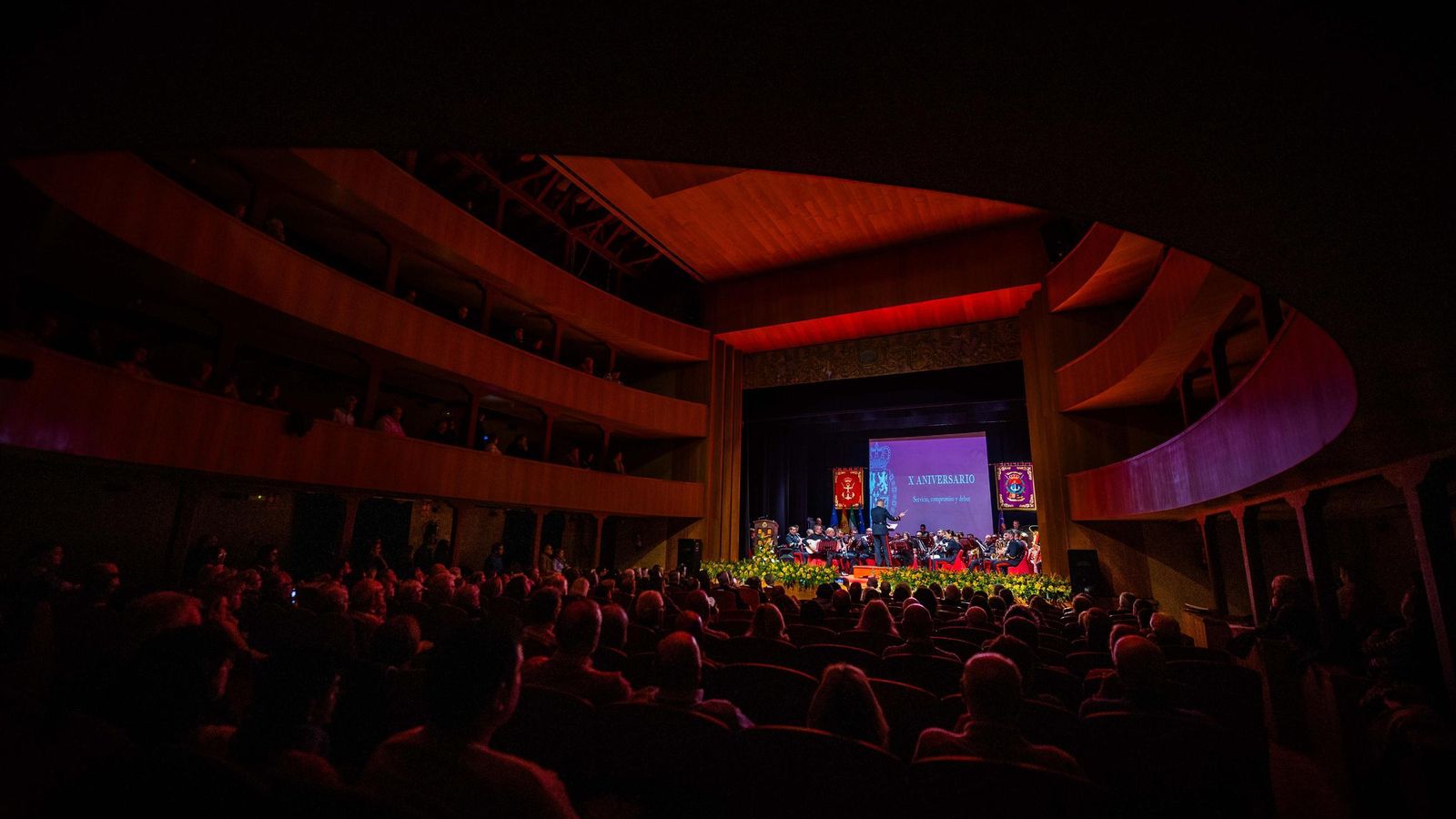 Homenaje al Rey en forma de concierto: la banda de Tercio Sur conmemora el X aniversario del reinado de Felipe VI Homenaje al Rey en forma de concierto: la banda de Tercio Sur conmemora el X aniversario del reinado de Felipe VI
