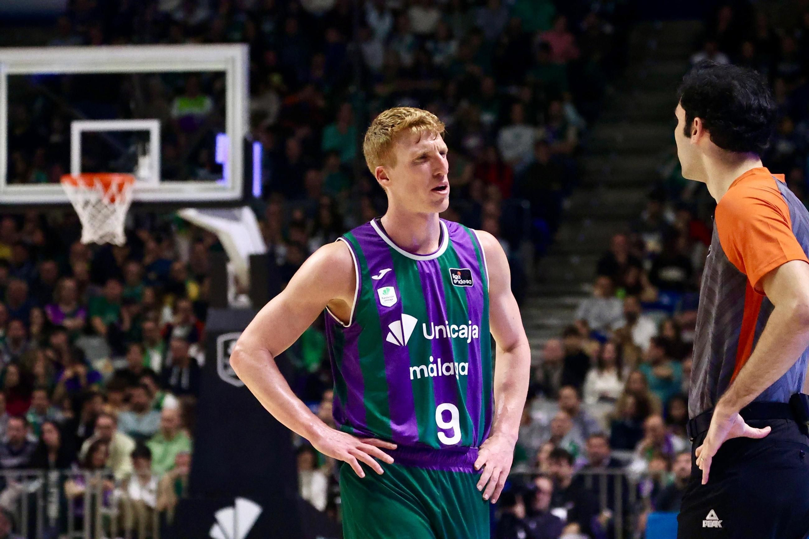 El Unicaja-Valencia Basket, en fotos