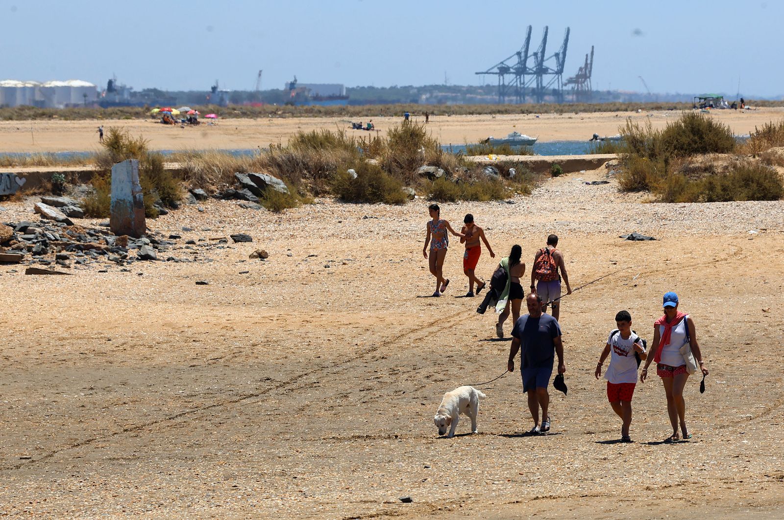 Imágenes veraniegas en Punta Umbría y en las playas de El Portil y La Bota