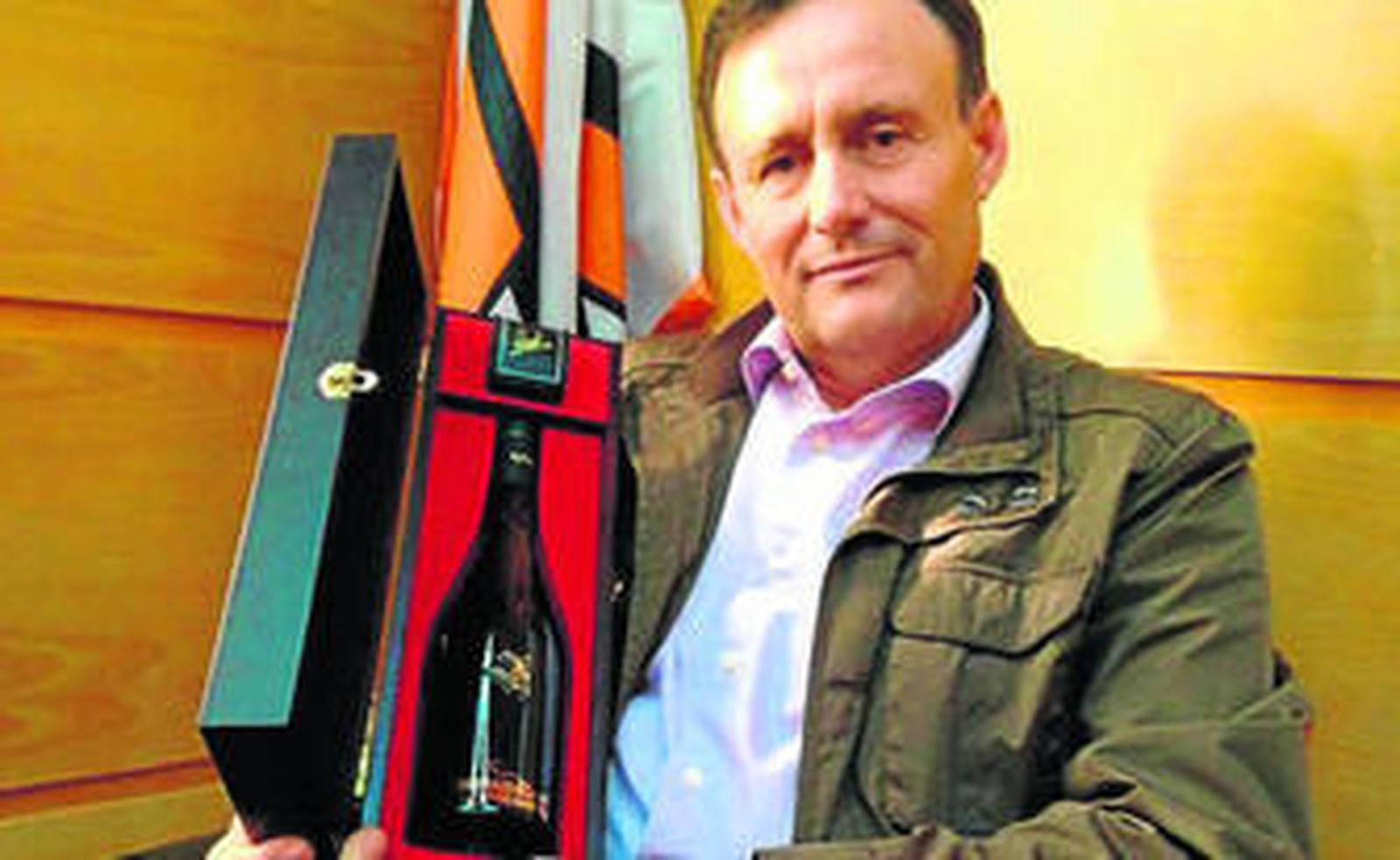 1. Hilario García y su AurumRed Serie Oro. 2. Sandía Densuke. 3. Caviar Almas.