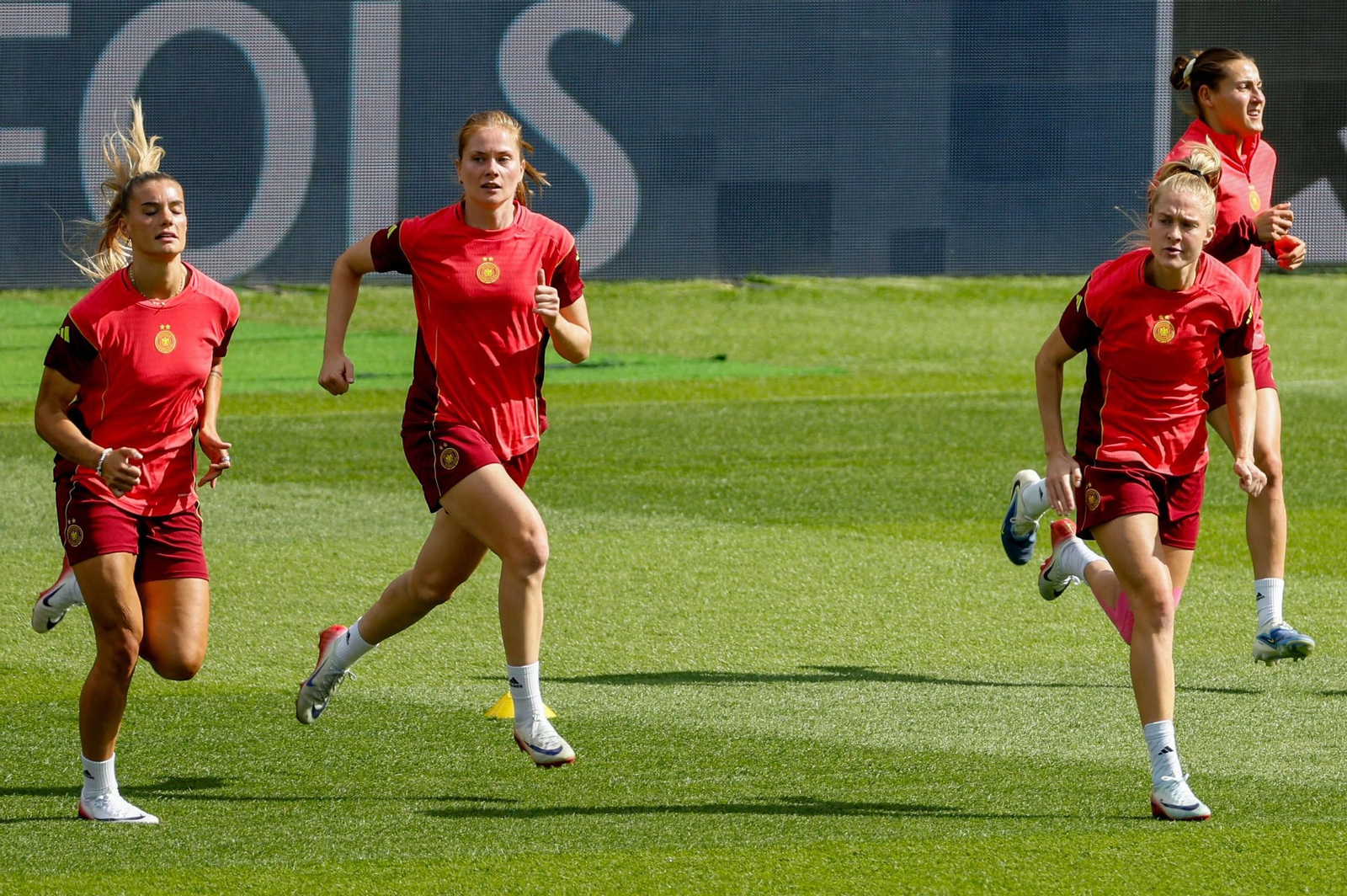 Entrenamiento de Alemania (17).jpg