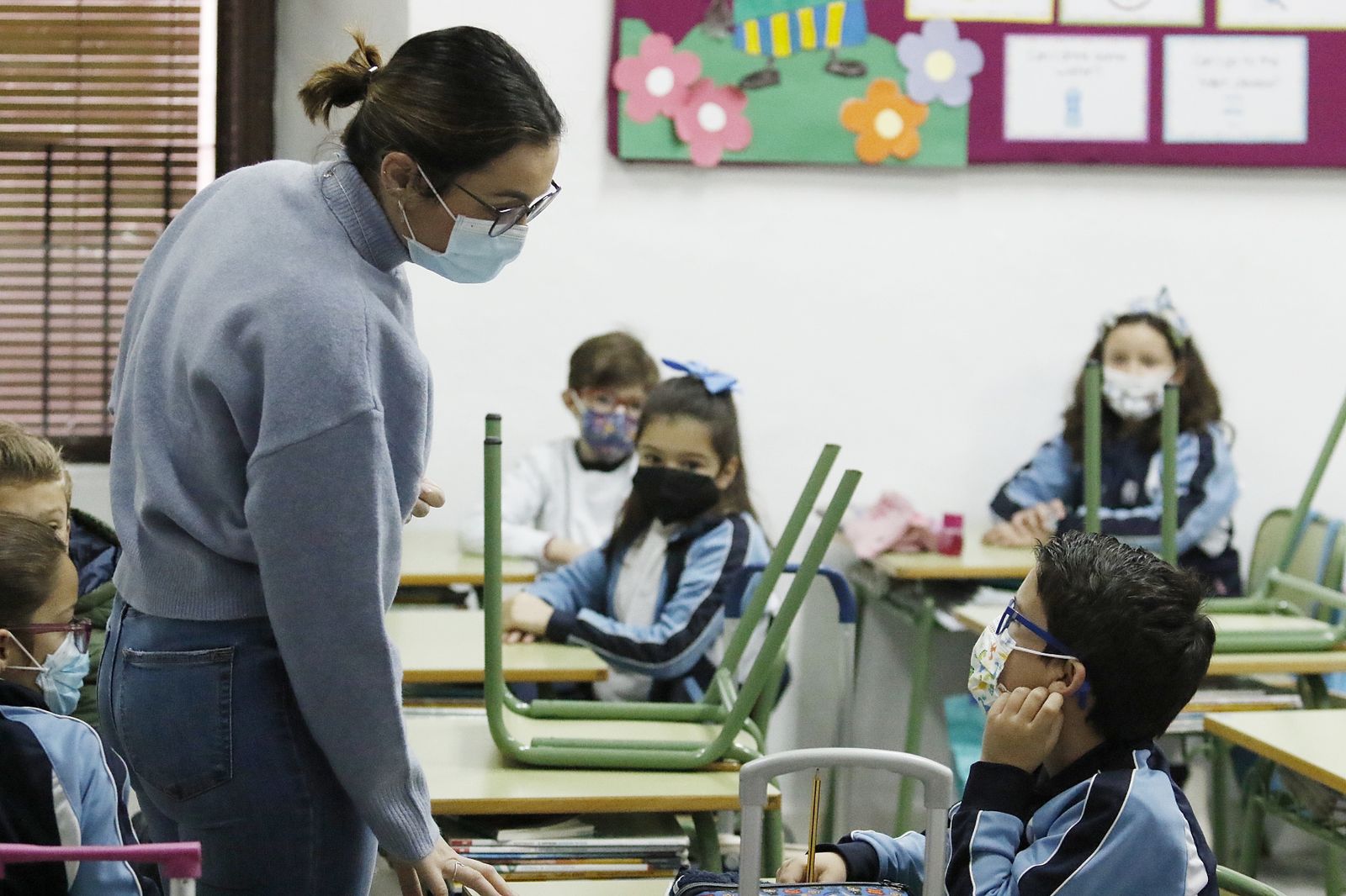 Las imágenes de la vuelta al colegio en Córdoba tras las vacaciones de Navidad