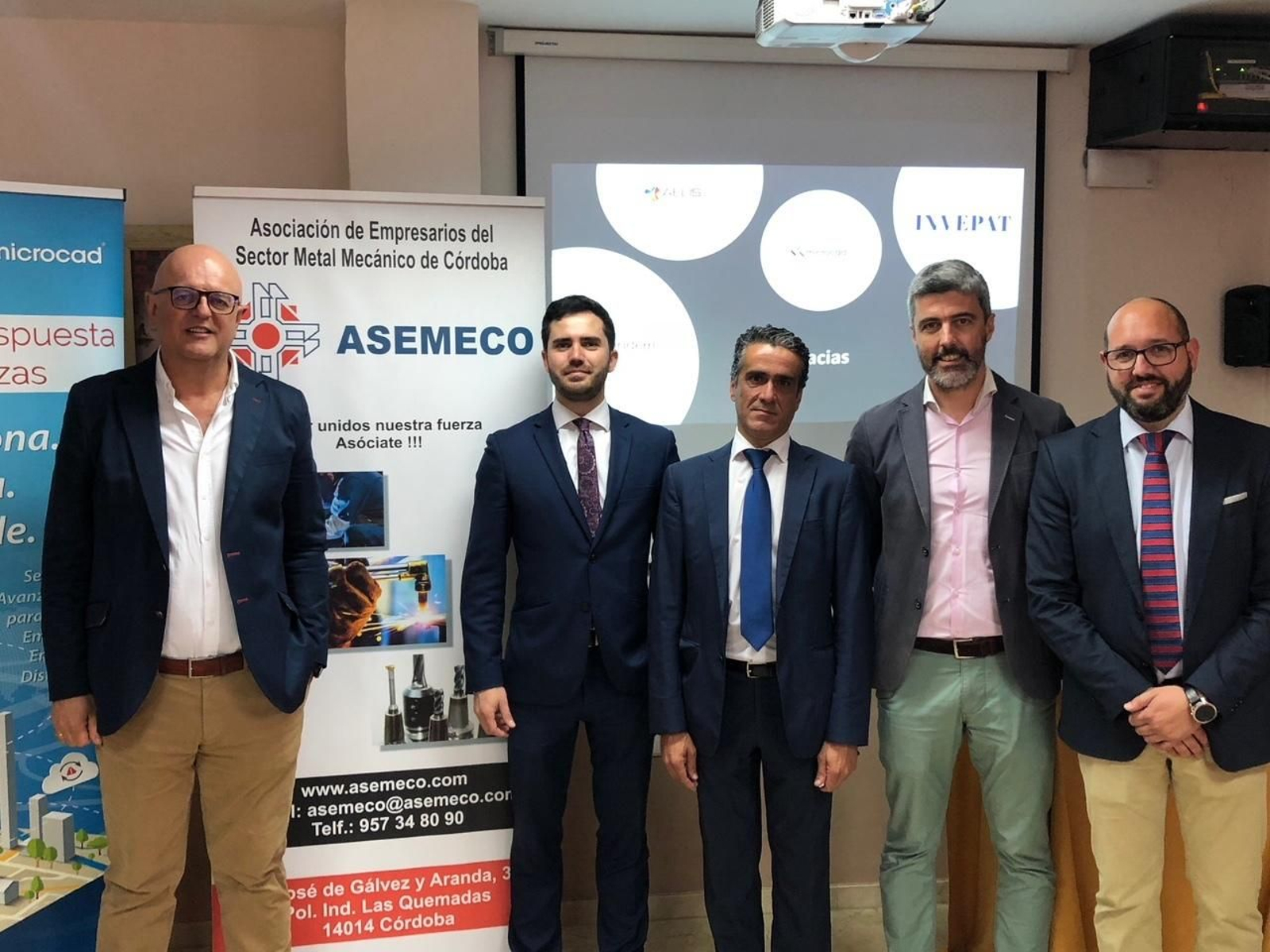 Participantes en la jornada de Asemeco y Tandem Software.