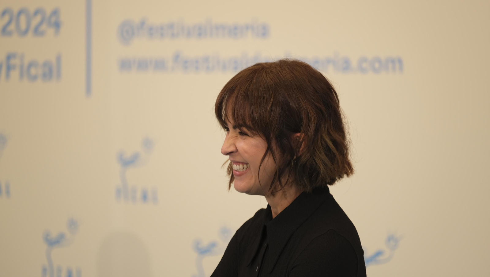 Verónica Sánchez, una estrella de FICAL en el Paseo de la Fama de Almería, en imágenes